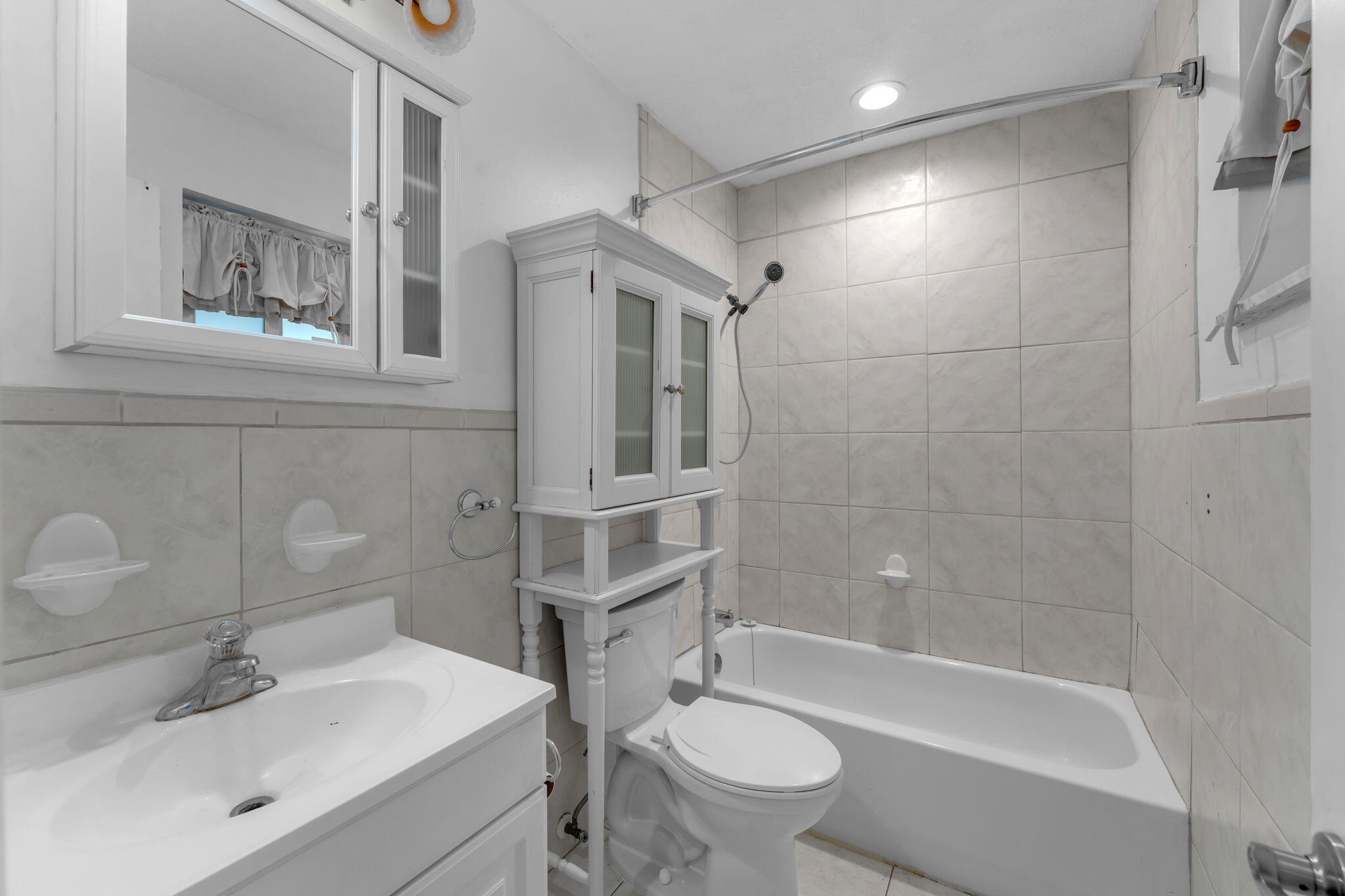 803 Brown Street Property Photo 18