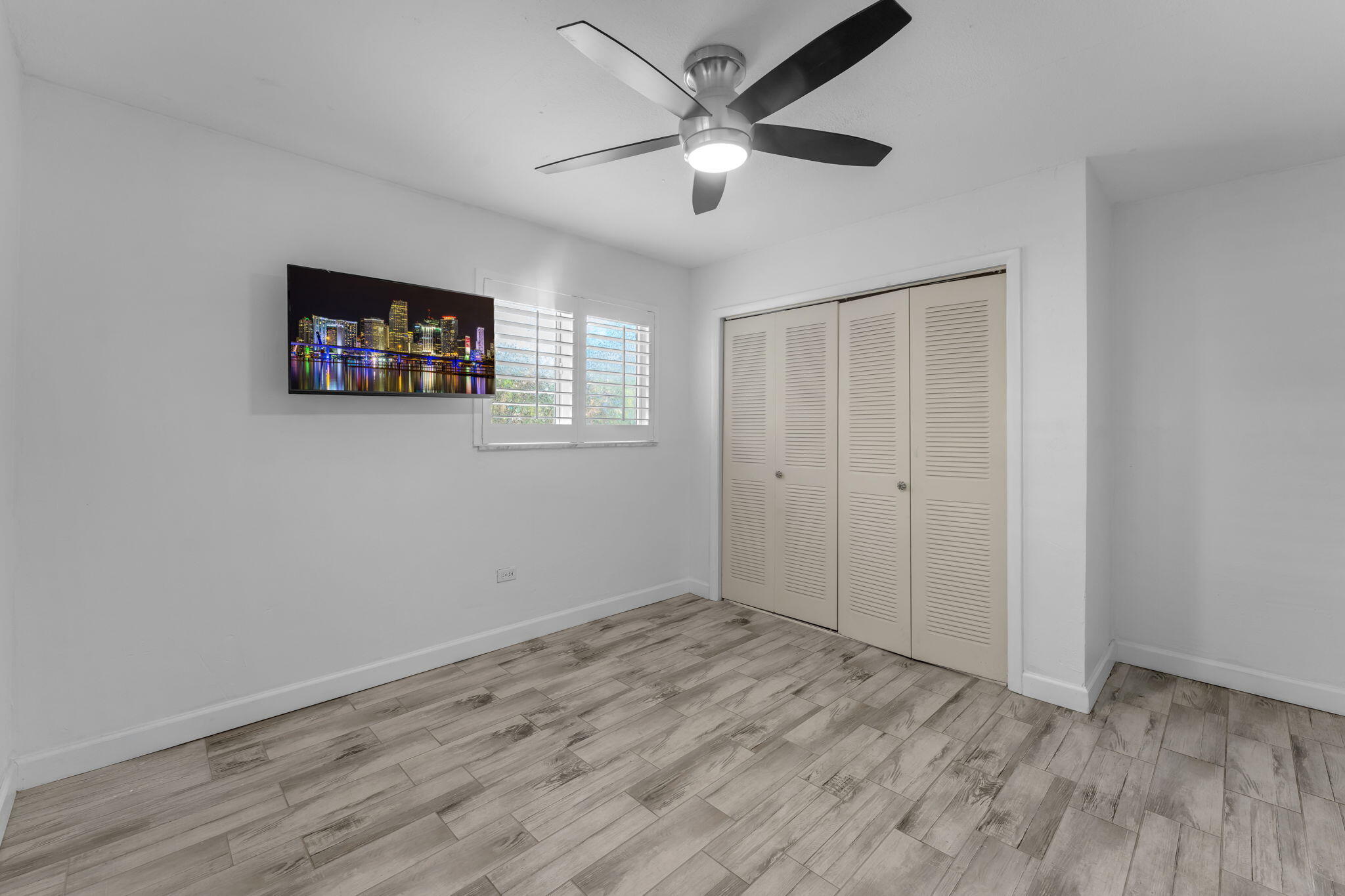 803 Brown Street Property Photo 22