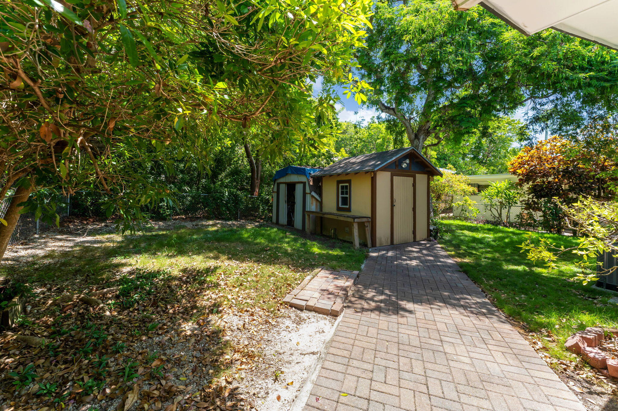 803 Brown Street Property Photo 31