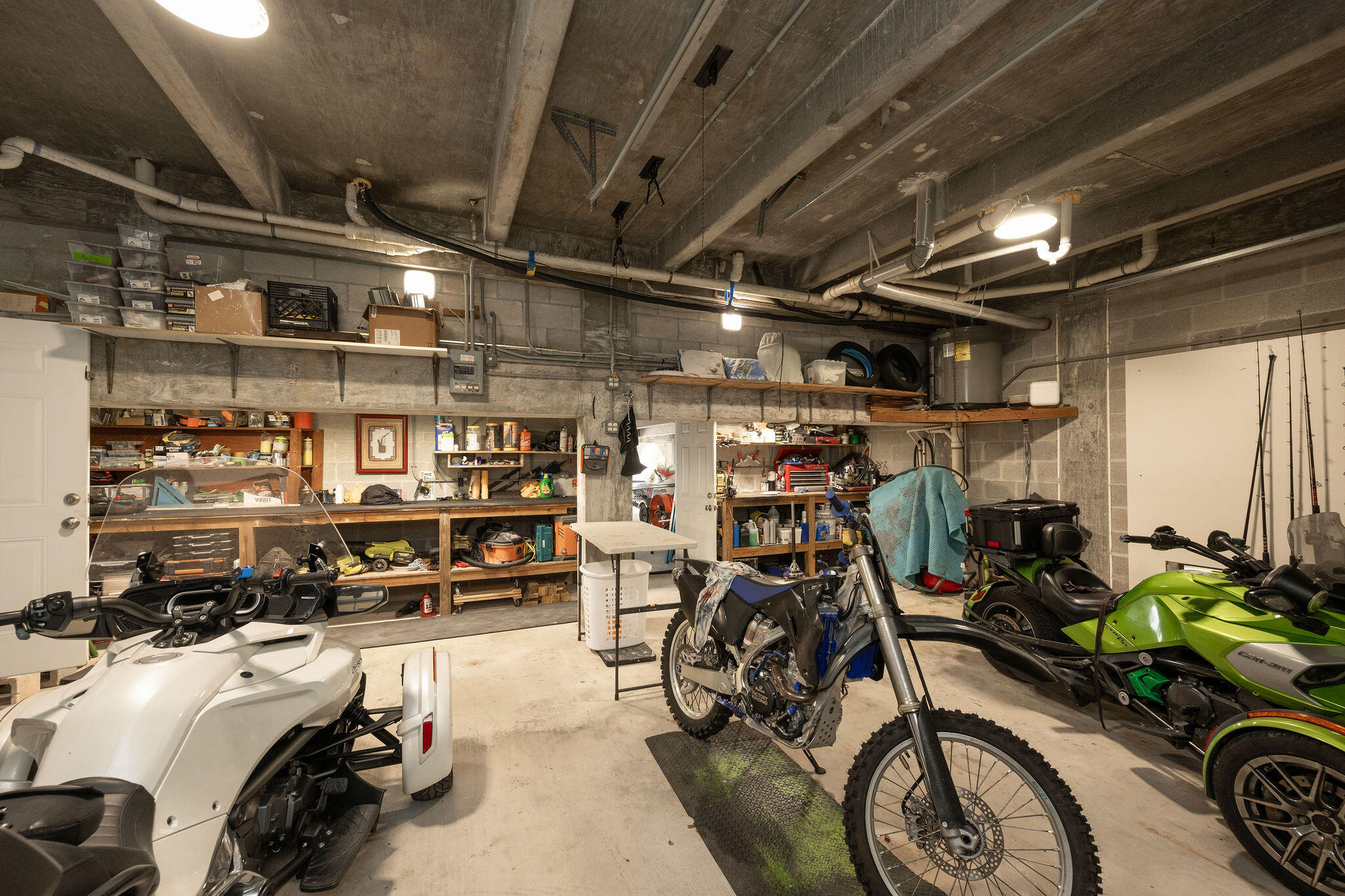 25361 1st Street Property Photo 9