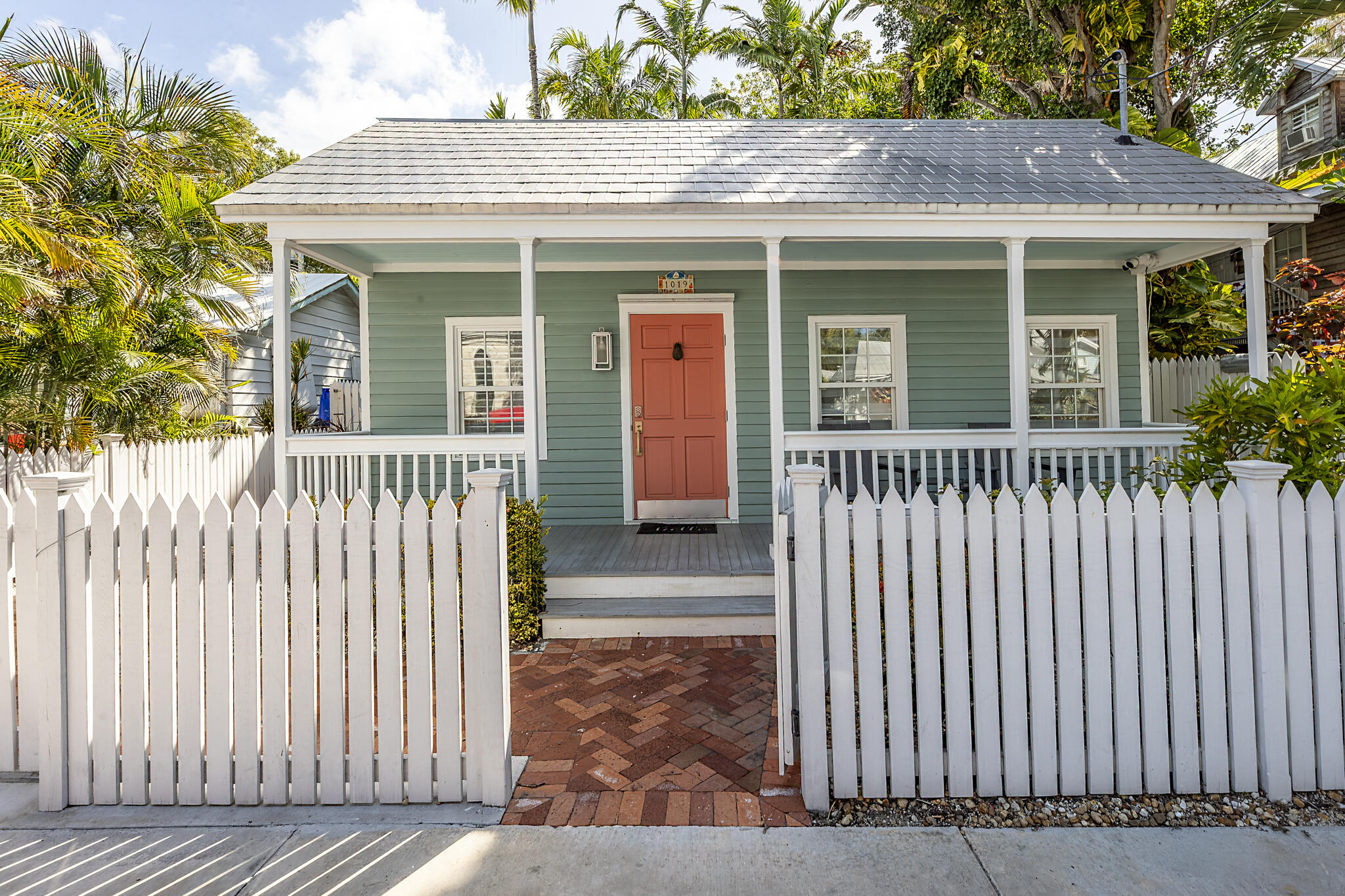1019 Whitehead Street Property Photo 5