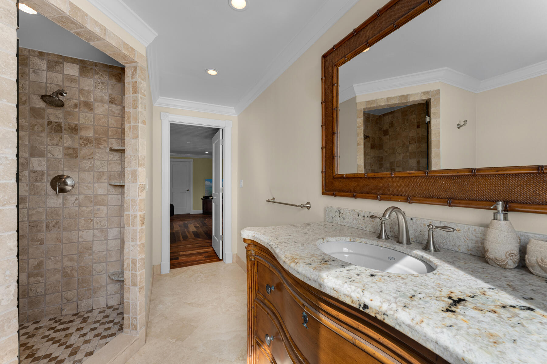 109 Valencia Drive Property Photo 43