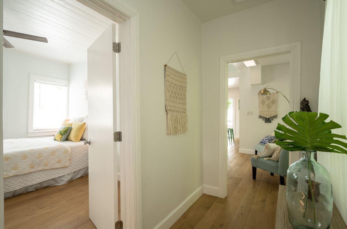 7 Thompson Lane Property Photo 13