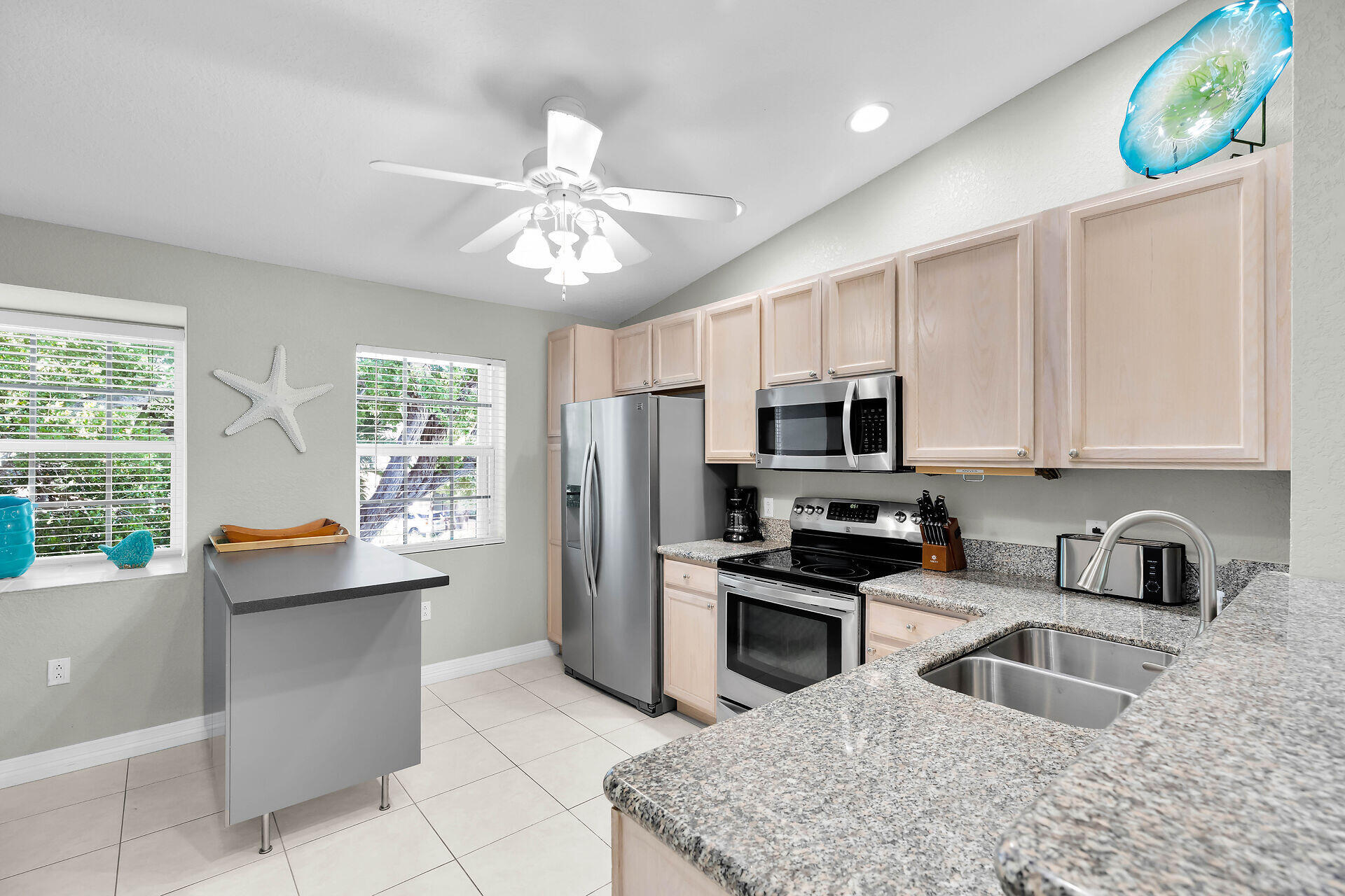 97501 Overseas Highway Unit 802 Property Photo 10