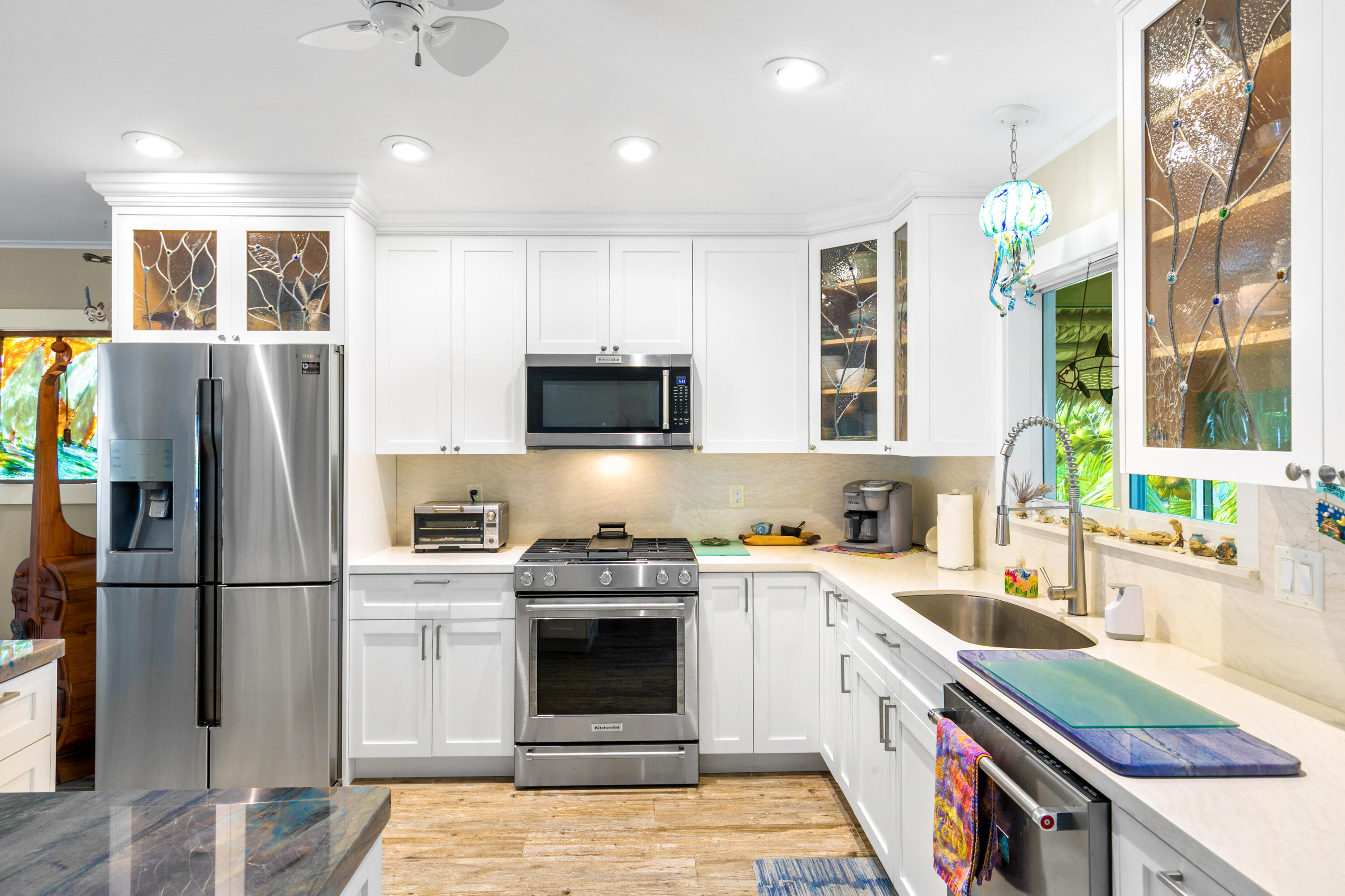 653 Indies Road Property Photo 14