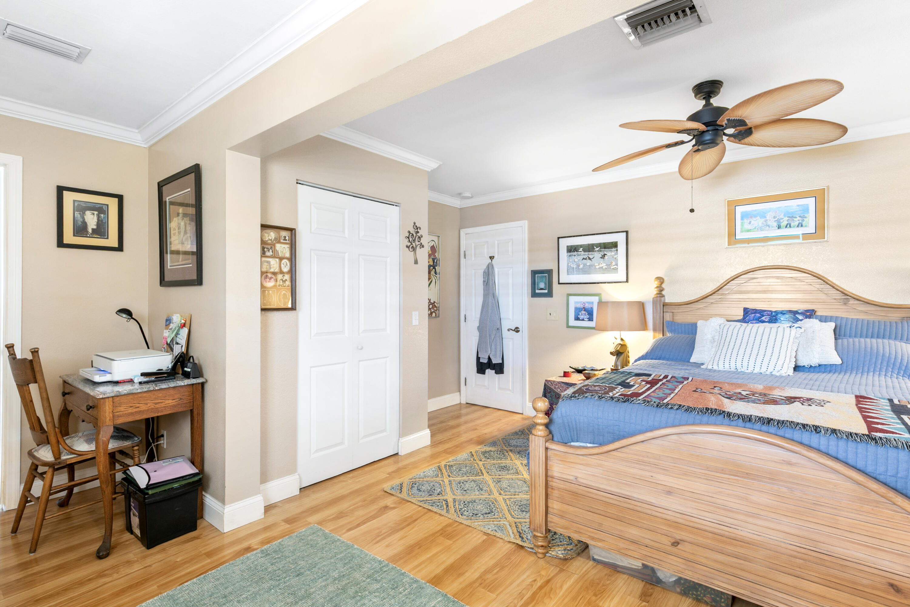 653 Indies Road Property Photo 28