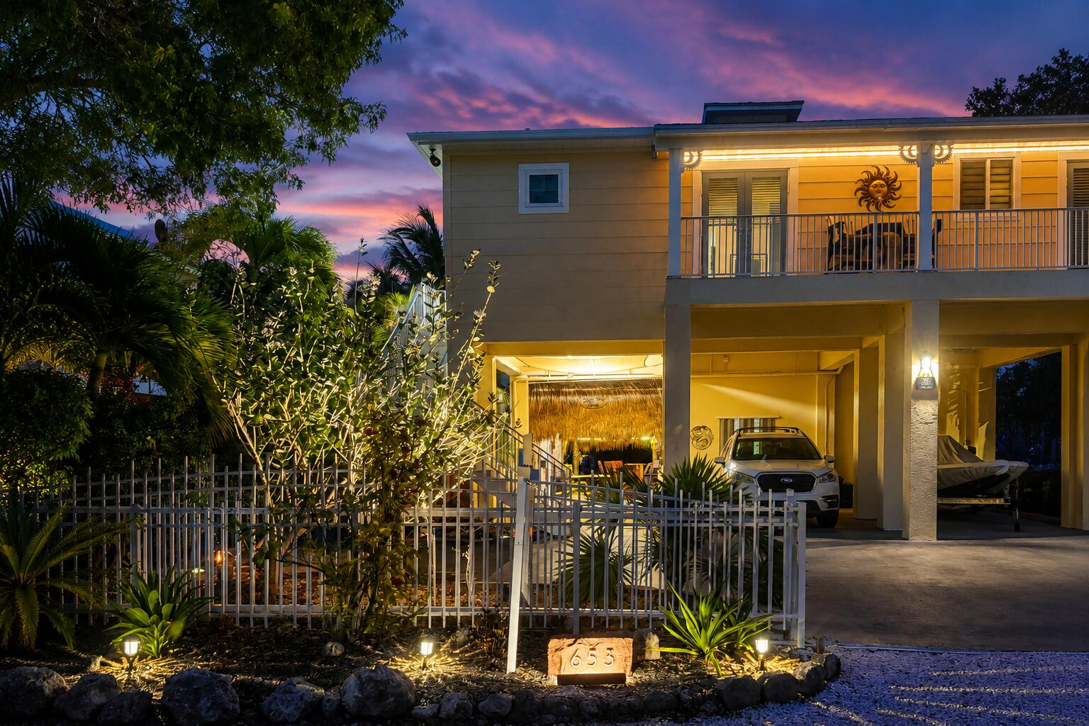 653 Indies Road Property Photo 33