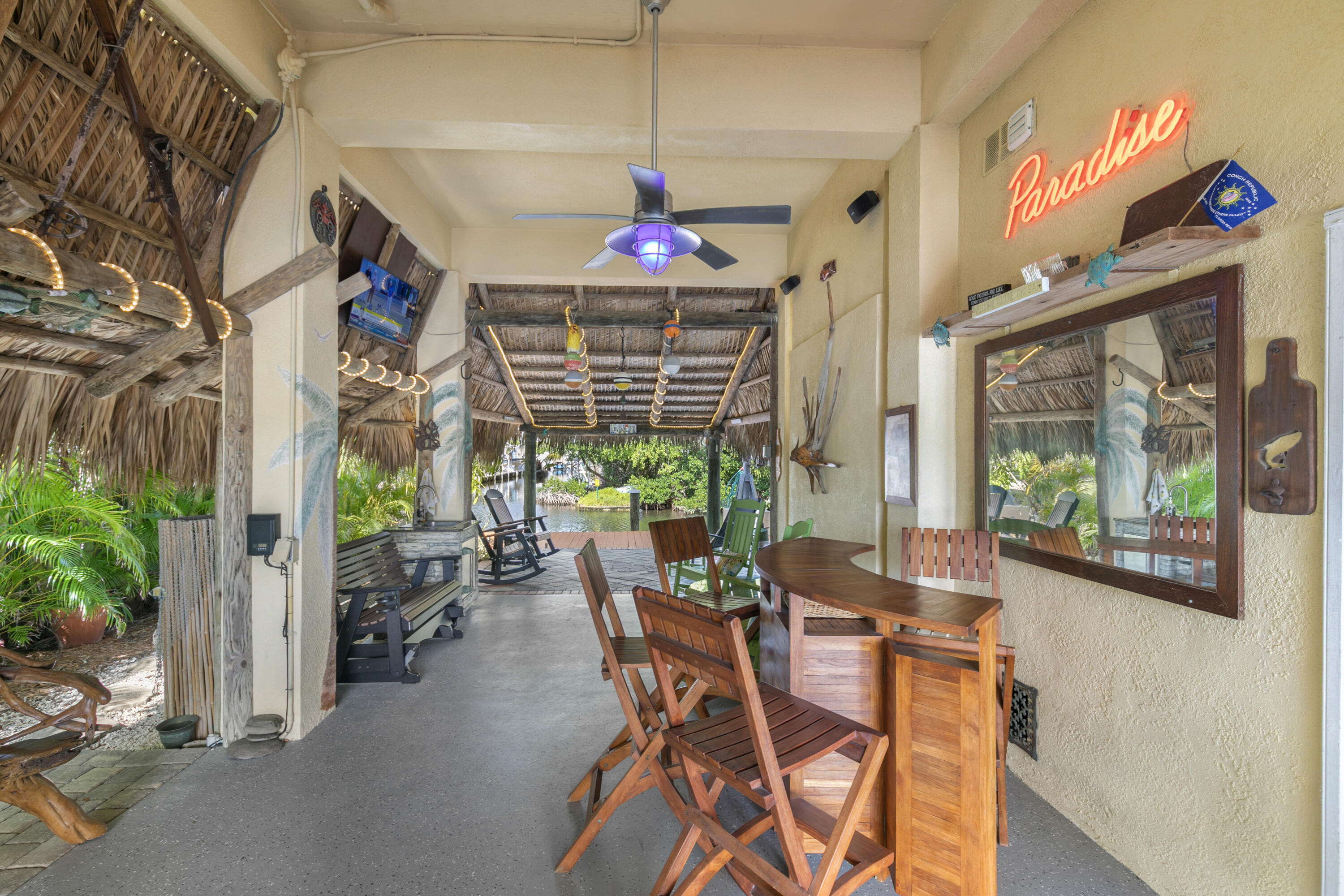 653 Indies Road Property Photo 35