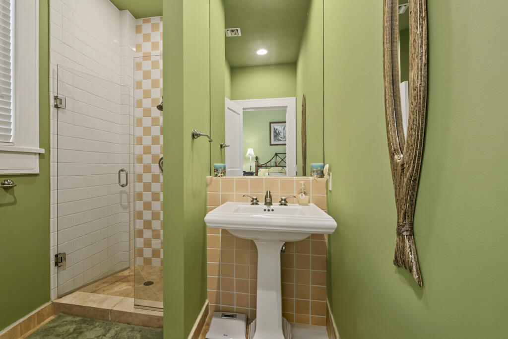 32 Sunset Key Drive Property Photo 59