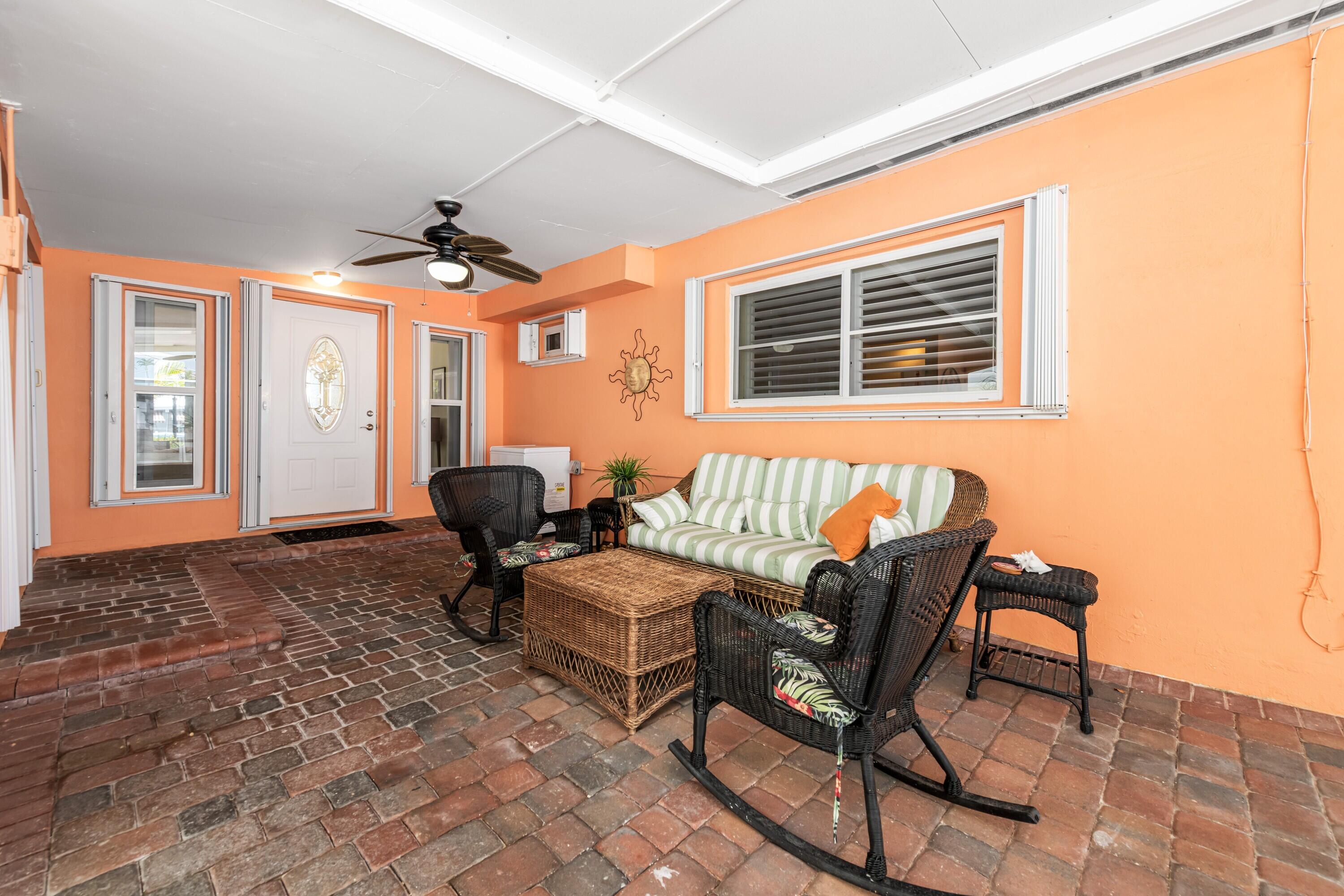490 10th Street Property Photo 10