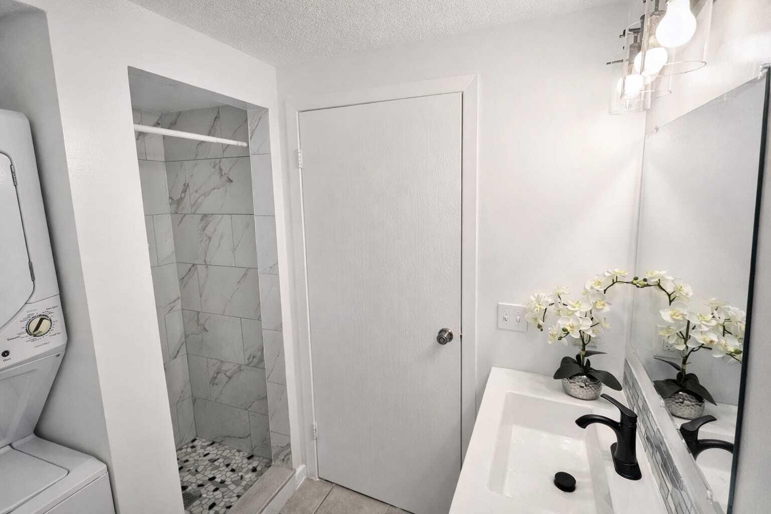 3314 Northside Drive Apt 55 Property Photo 9