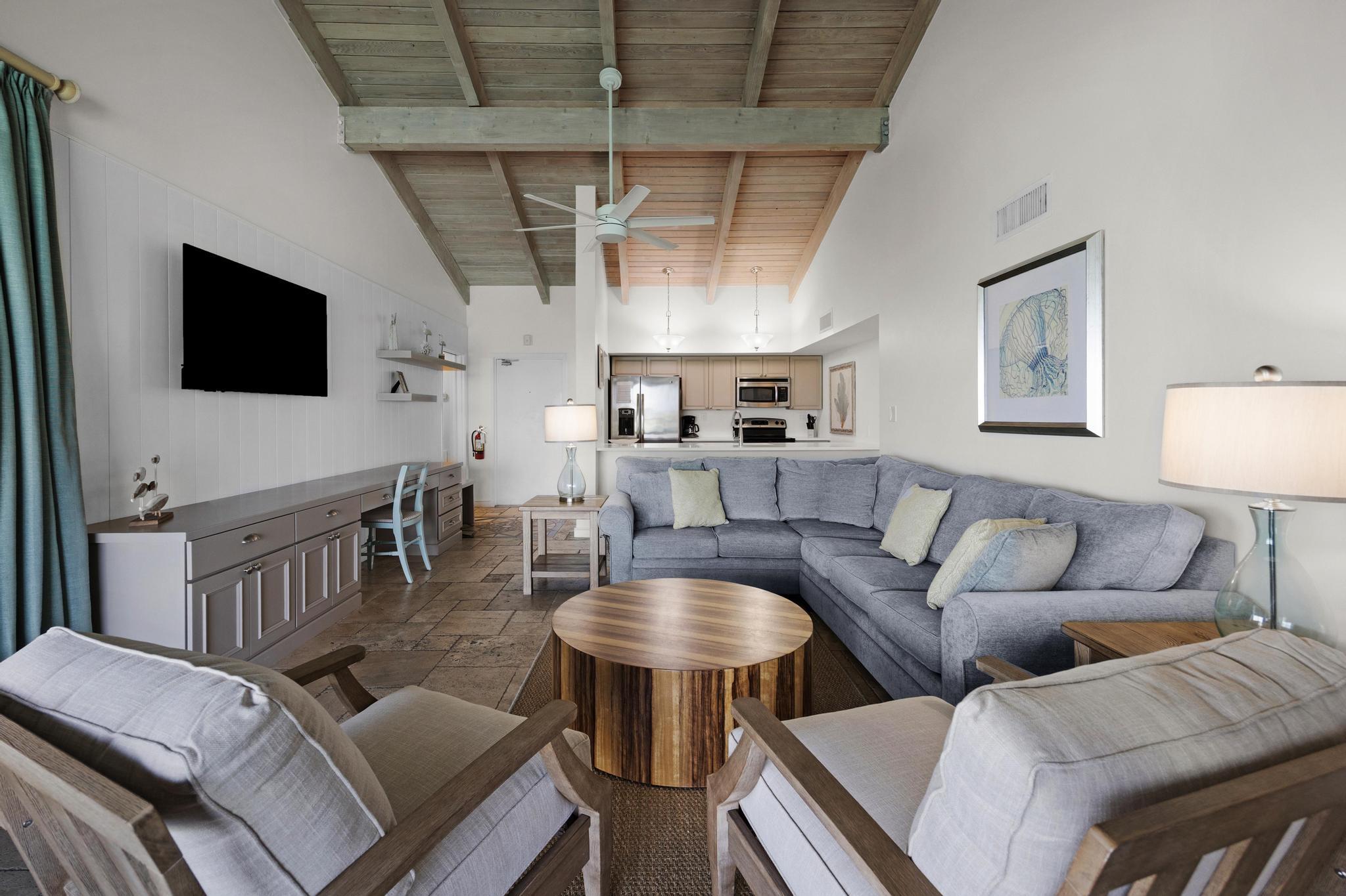 4402 Marina Villa Drive Property Photo 8