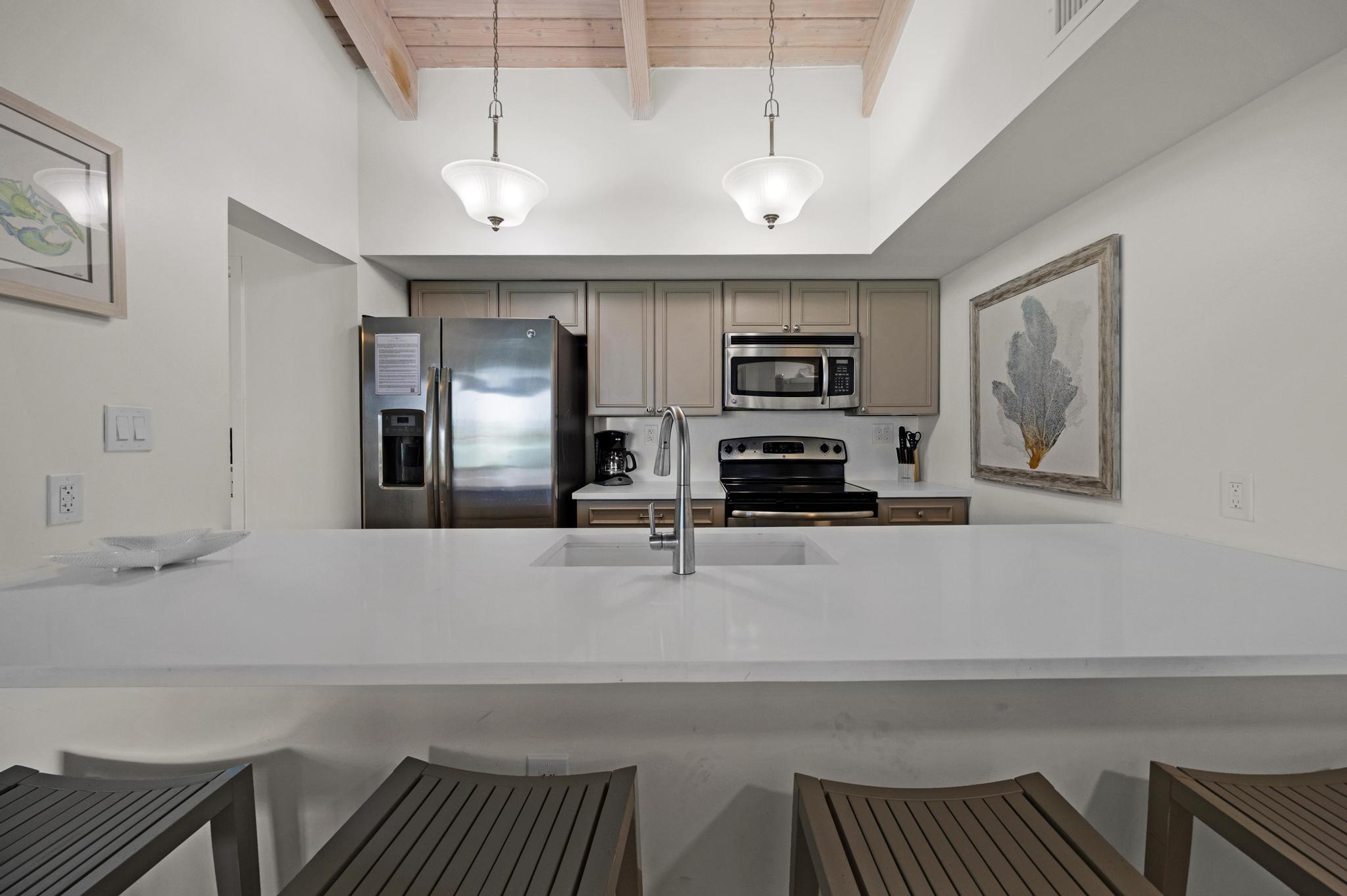 4402 Marina Villa Drive Property Photo 10