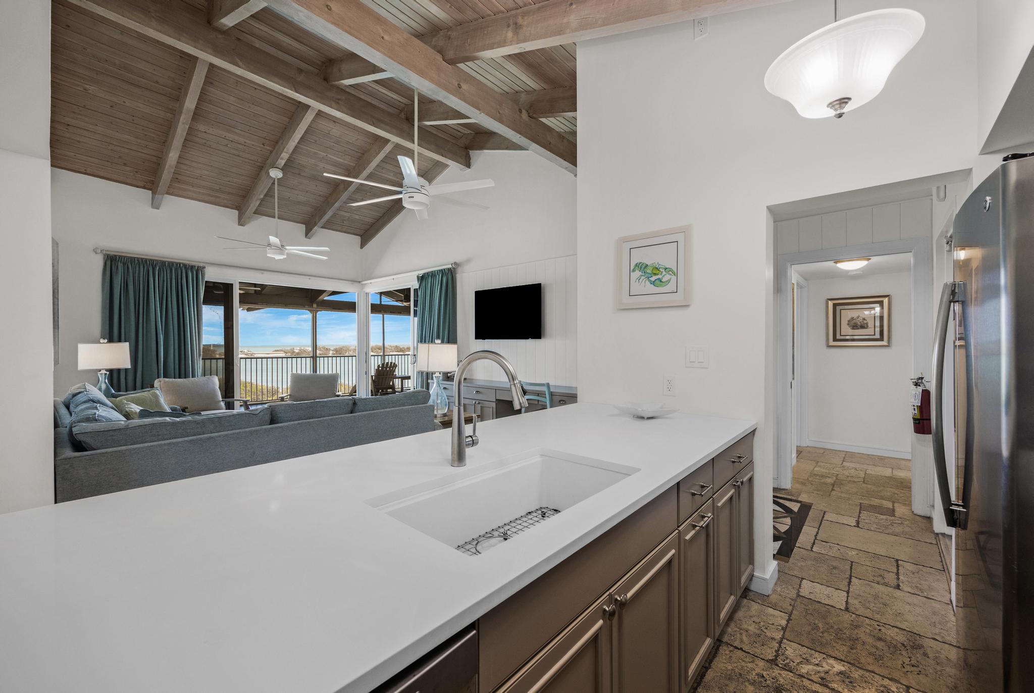 4402 Marina Villa Drive Property Photo 11