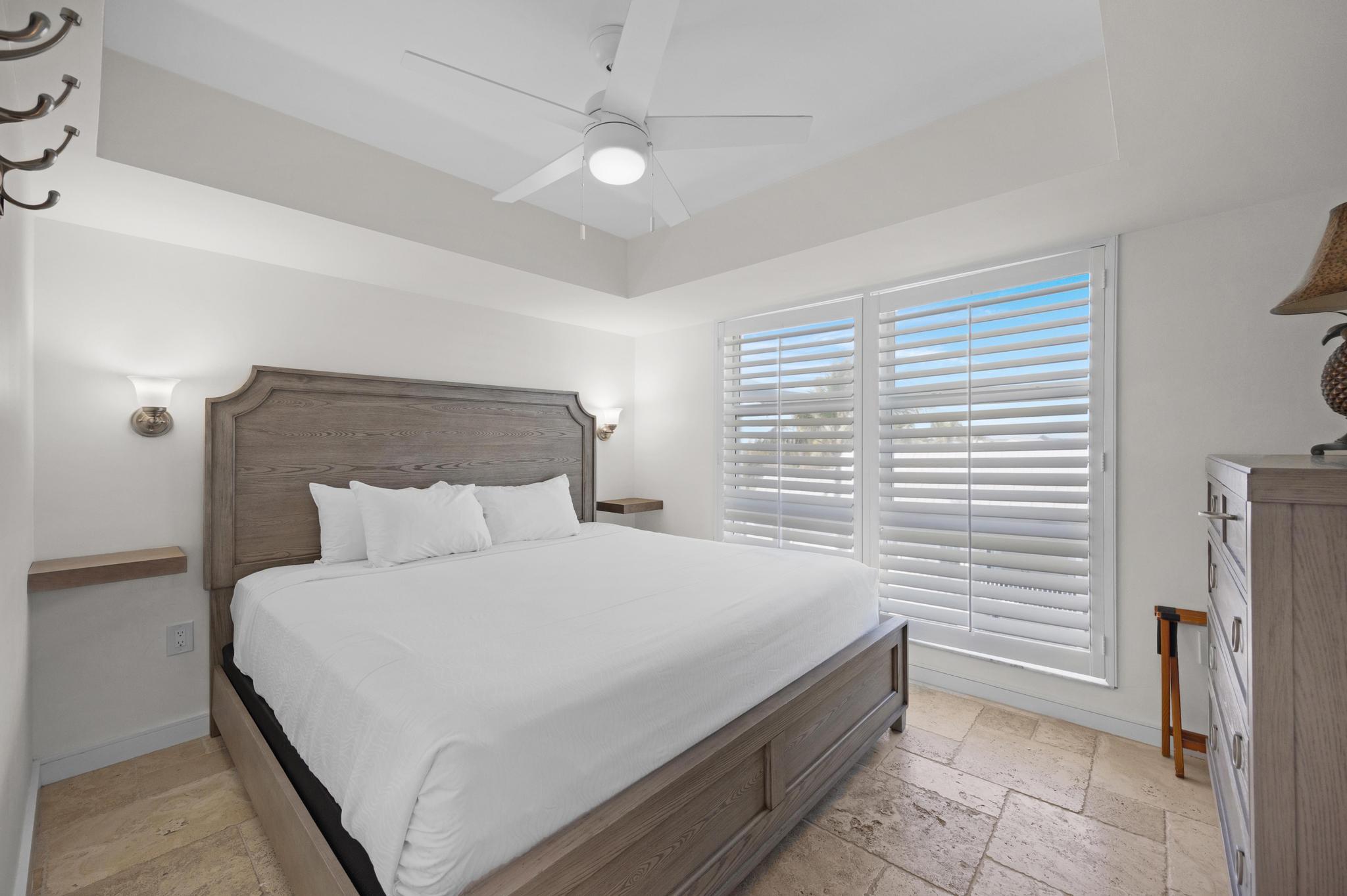 4402 Marina Villa Drive Property Photo 32