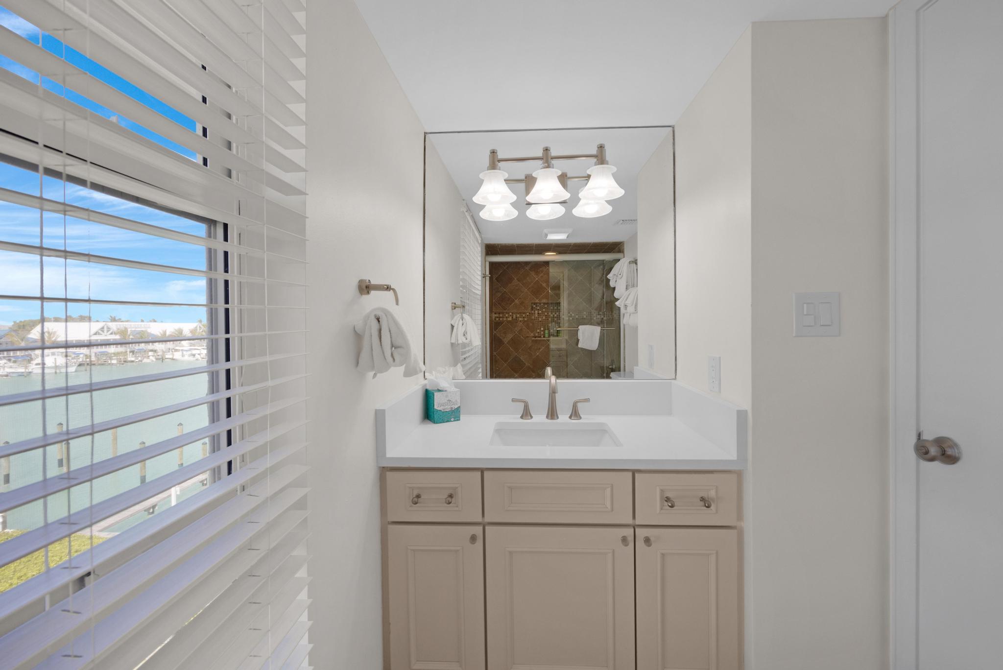 4402 Marina Villa Drive Property Photo 38