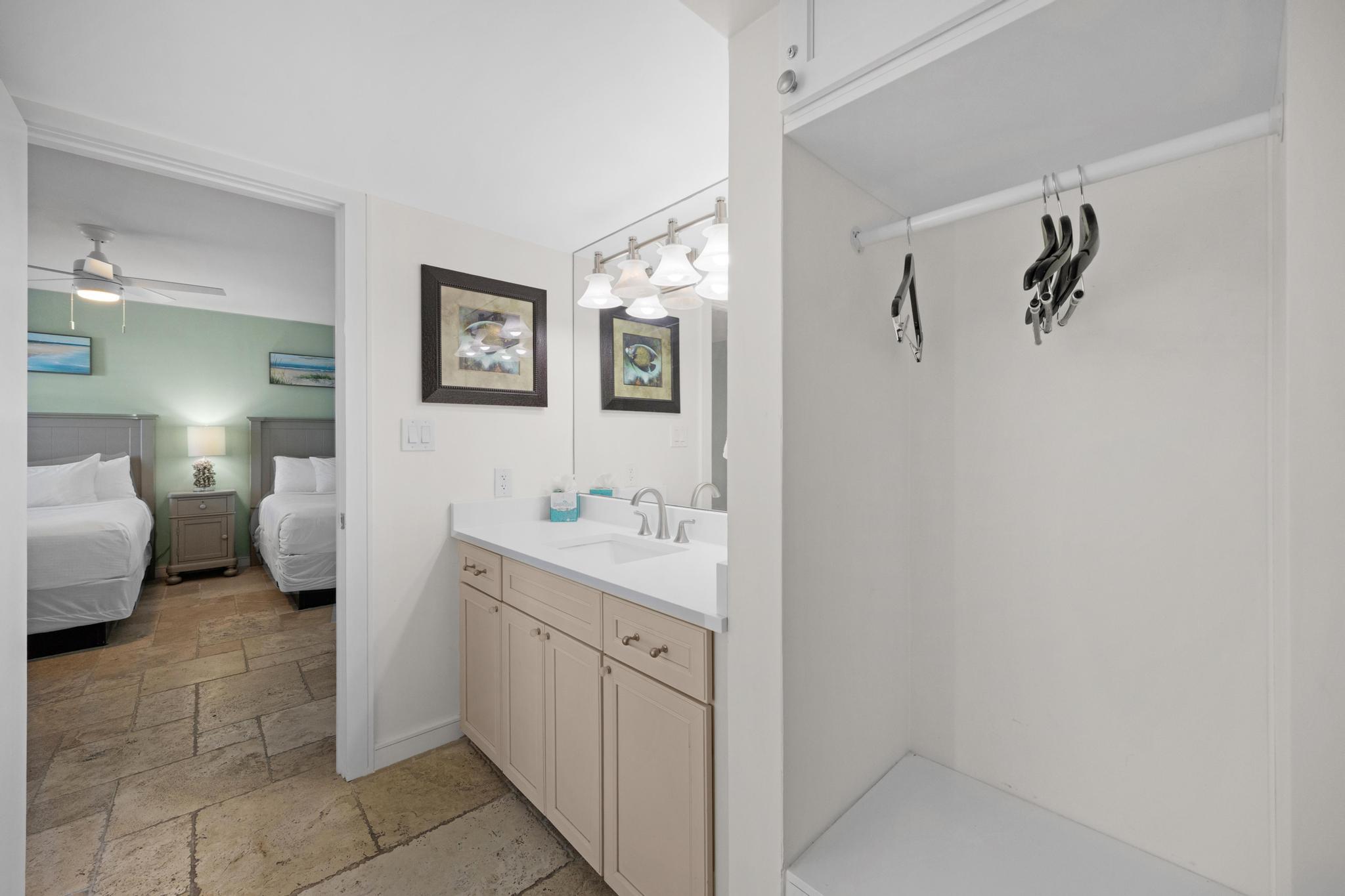 4402 Marina Villa Drive Property Photo 39