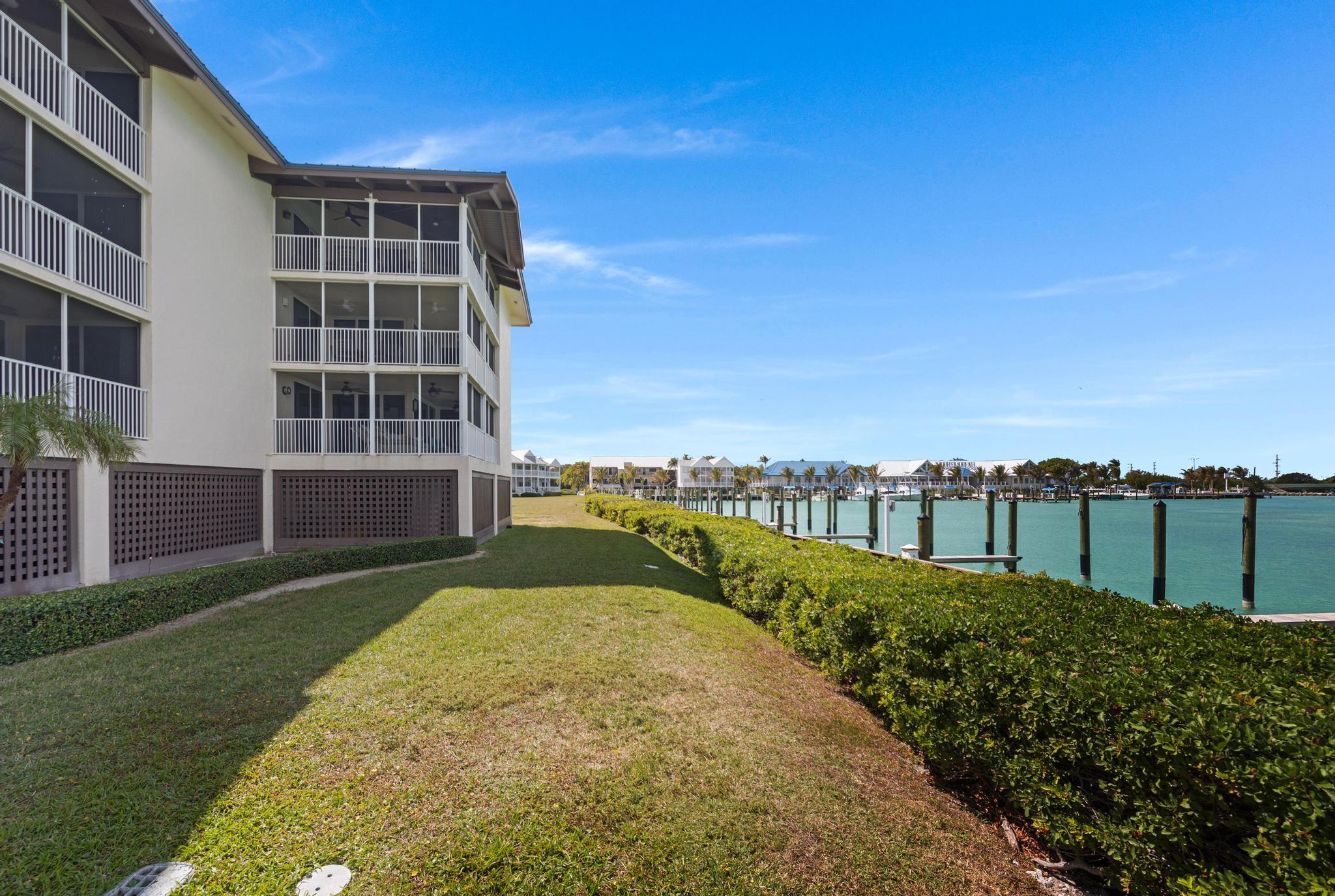 4402 Marina Villa Drive Property Photo 47