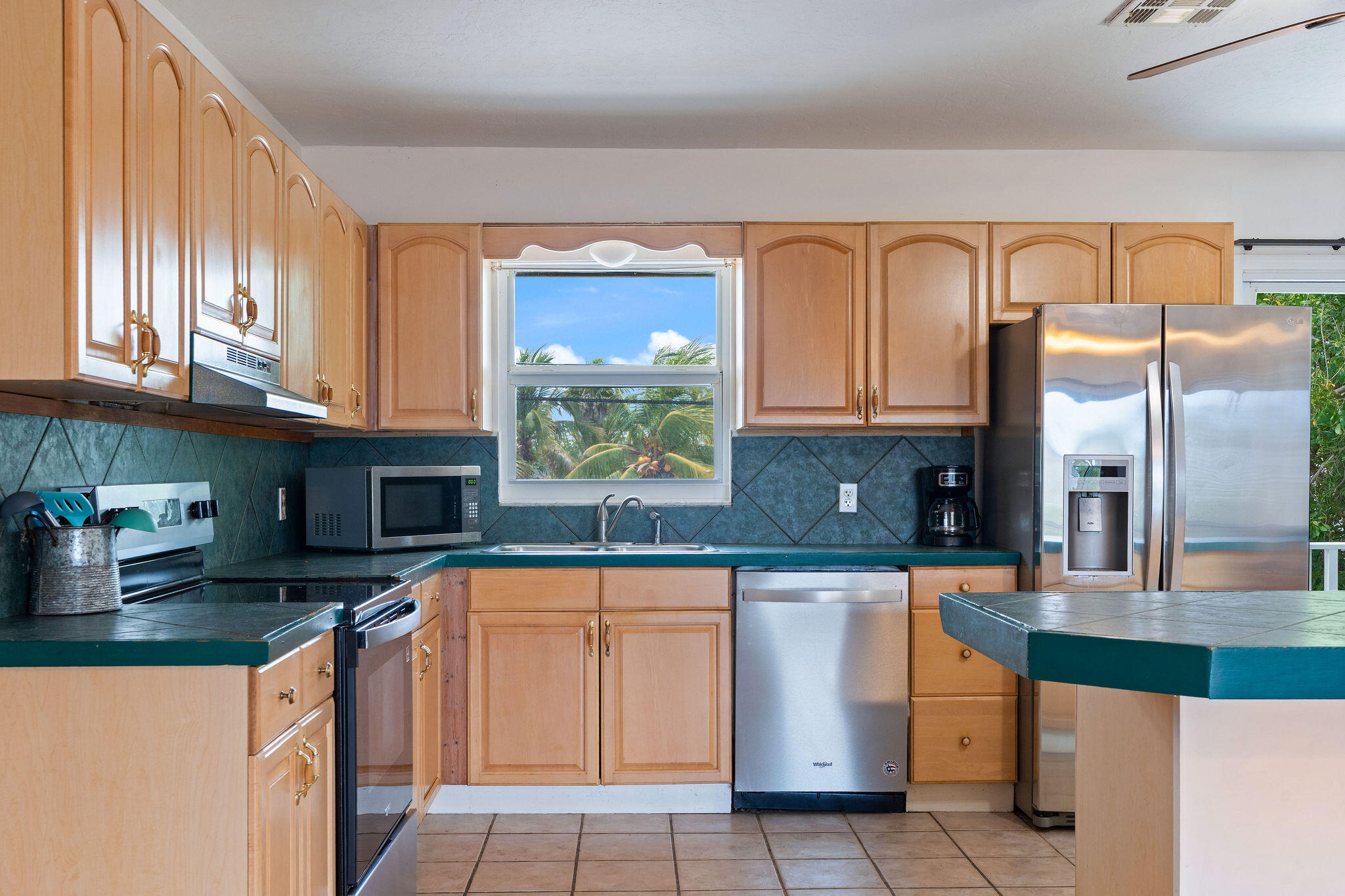 27416 Martinique Lane Property Photo 13