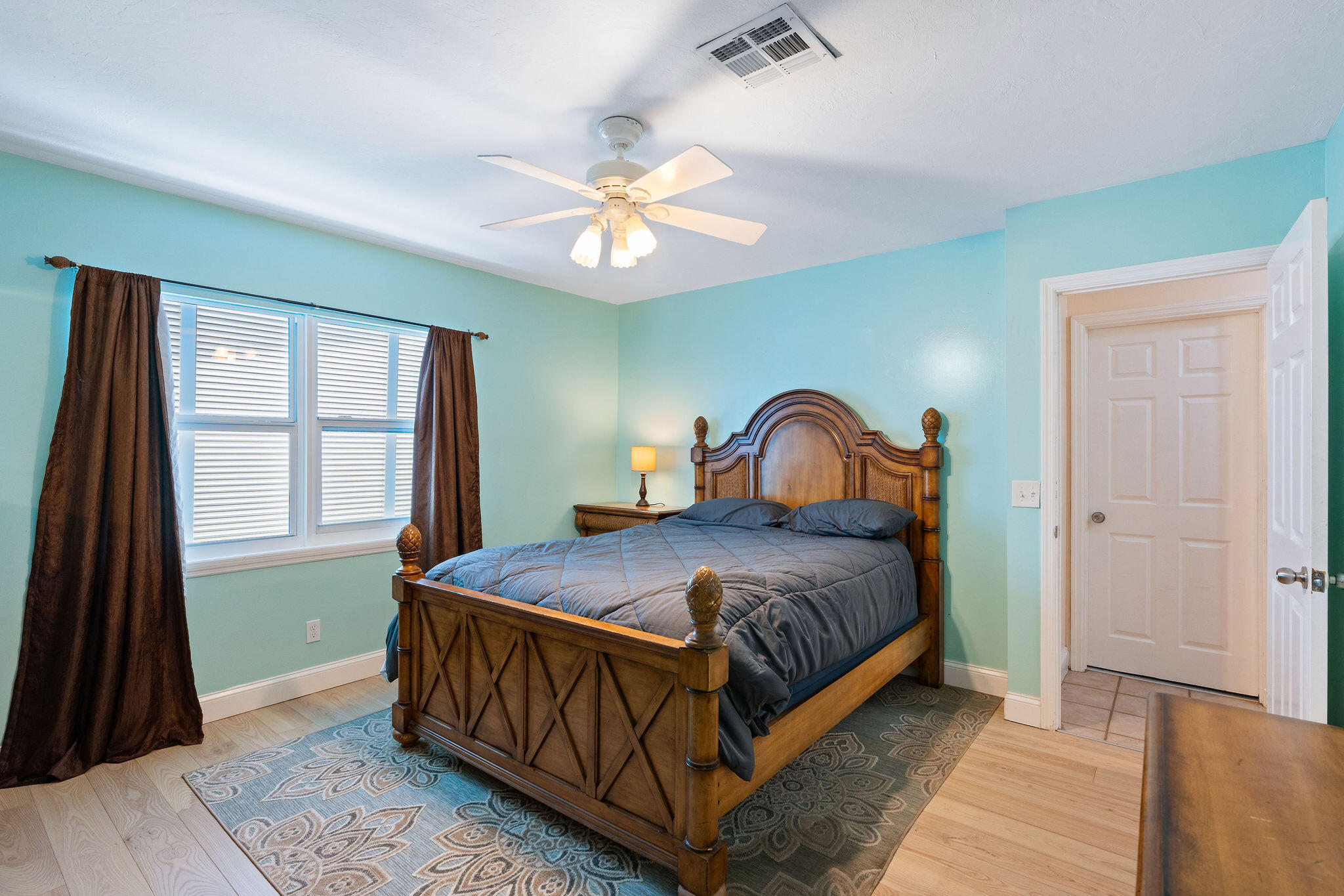 27416 Martinique Lane Property Photo 15