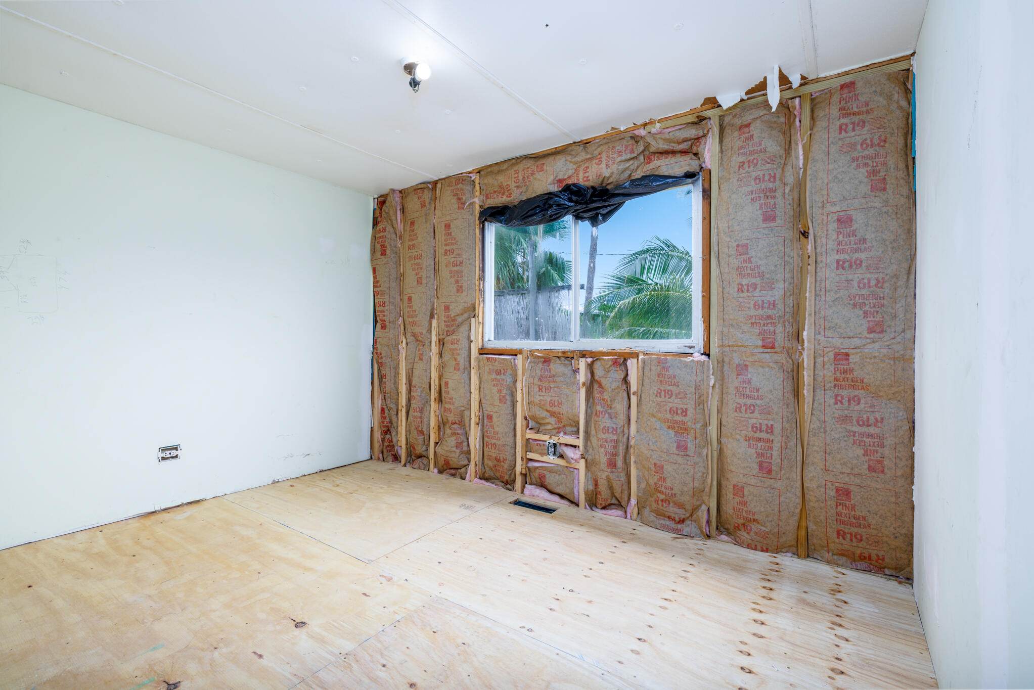 31368 Avenue E Property Photo 15