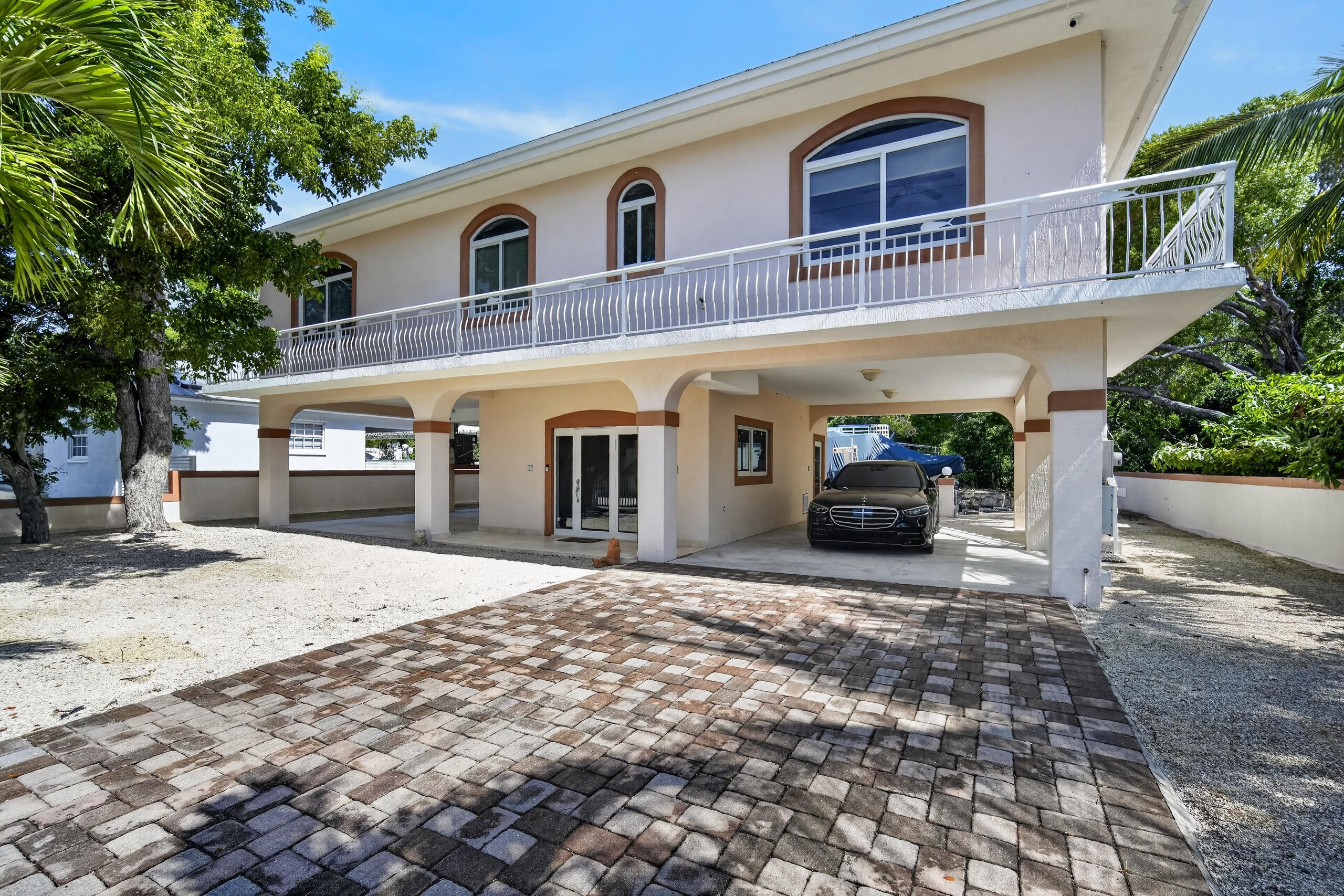 123 Peace Avenue Property Photo 3