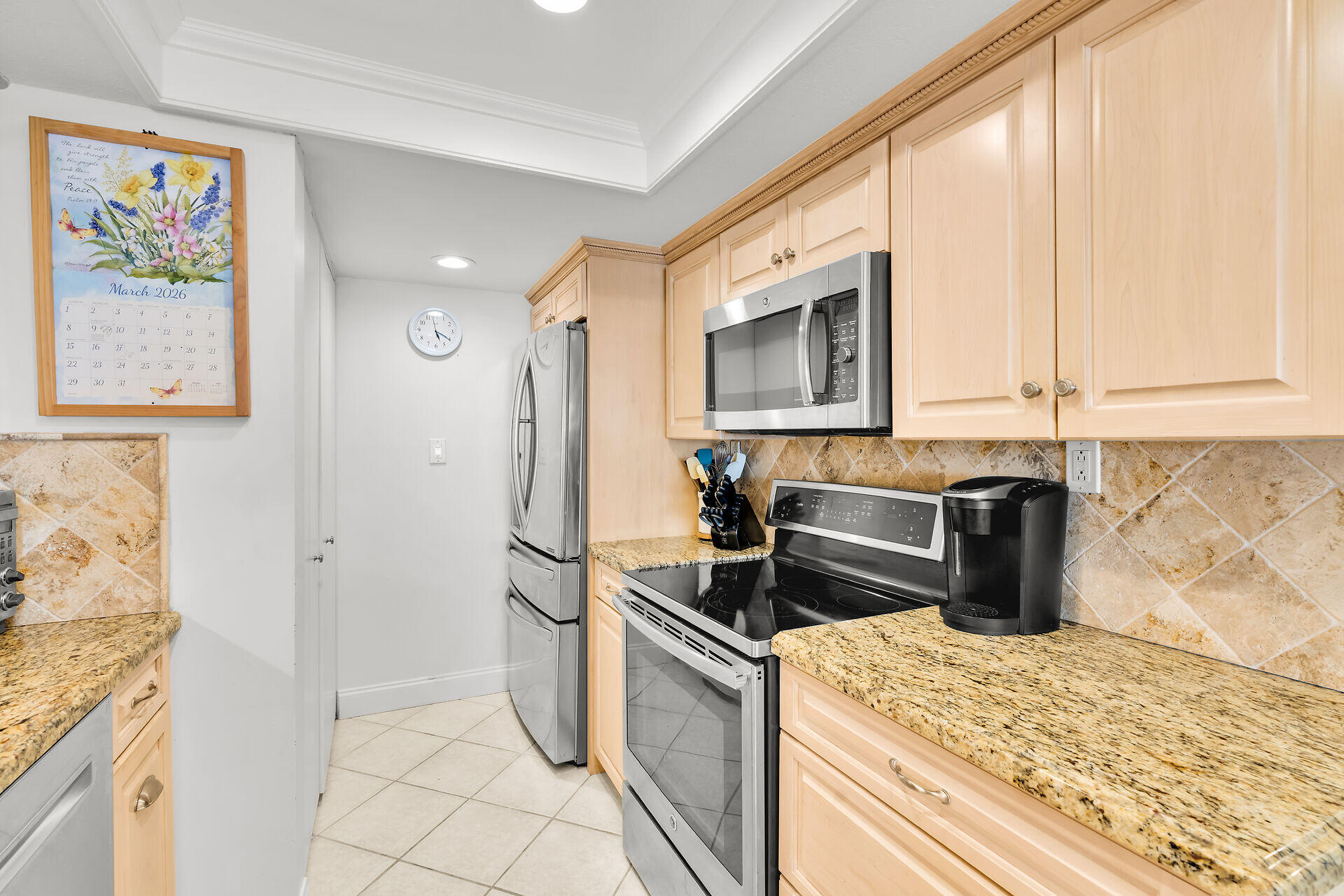 201 E Ocean Drive Unit 208 Property Photo 38