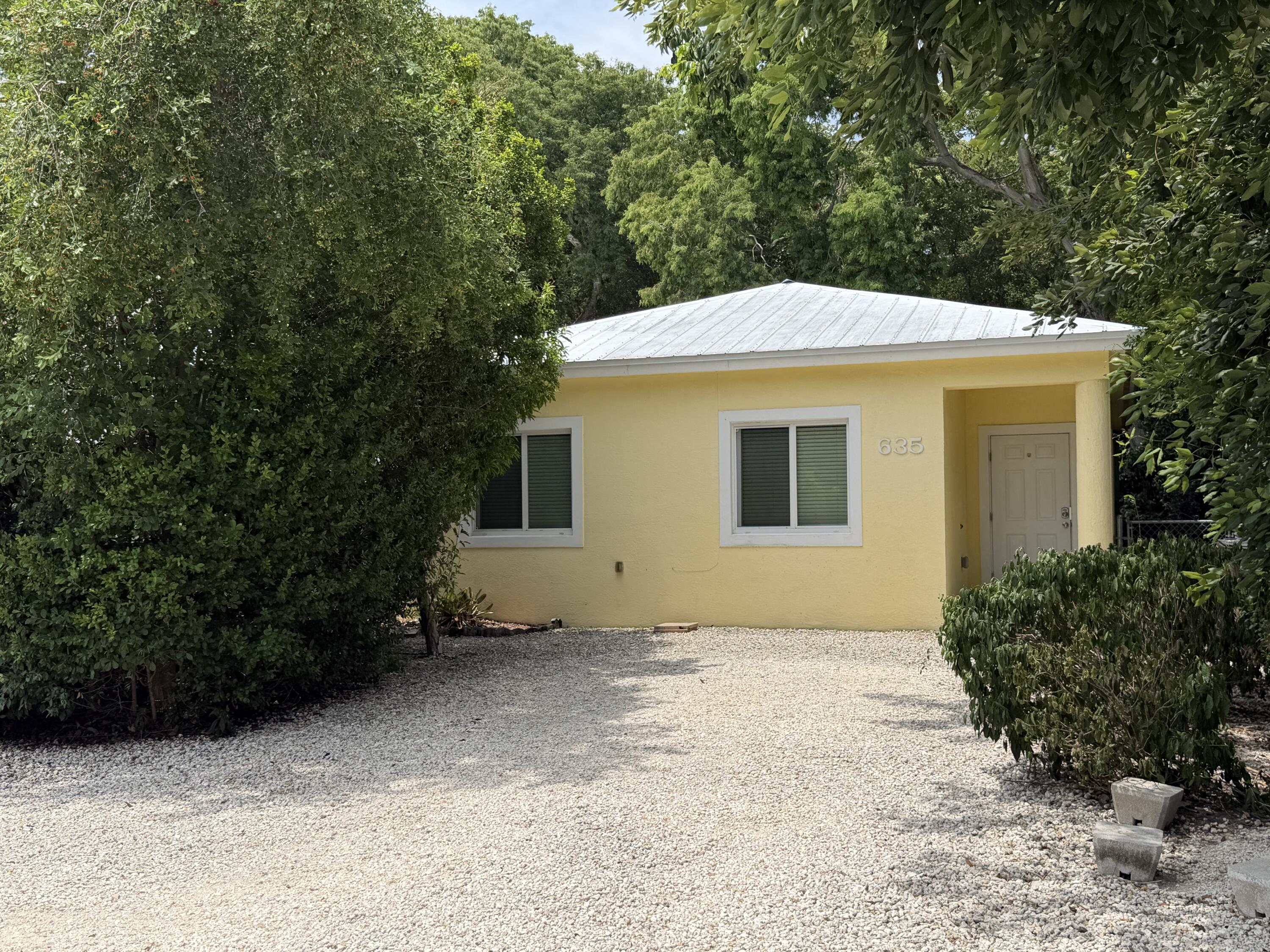 635 Cabrera Street Property Photo 1
