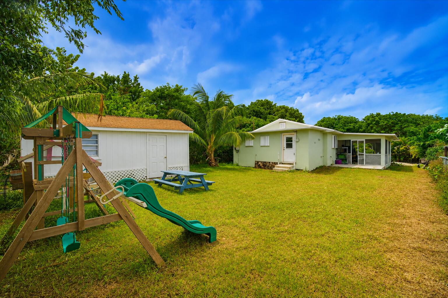 30354 Palm Drive Property Photo 6
