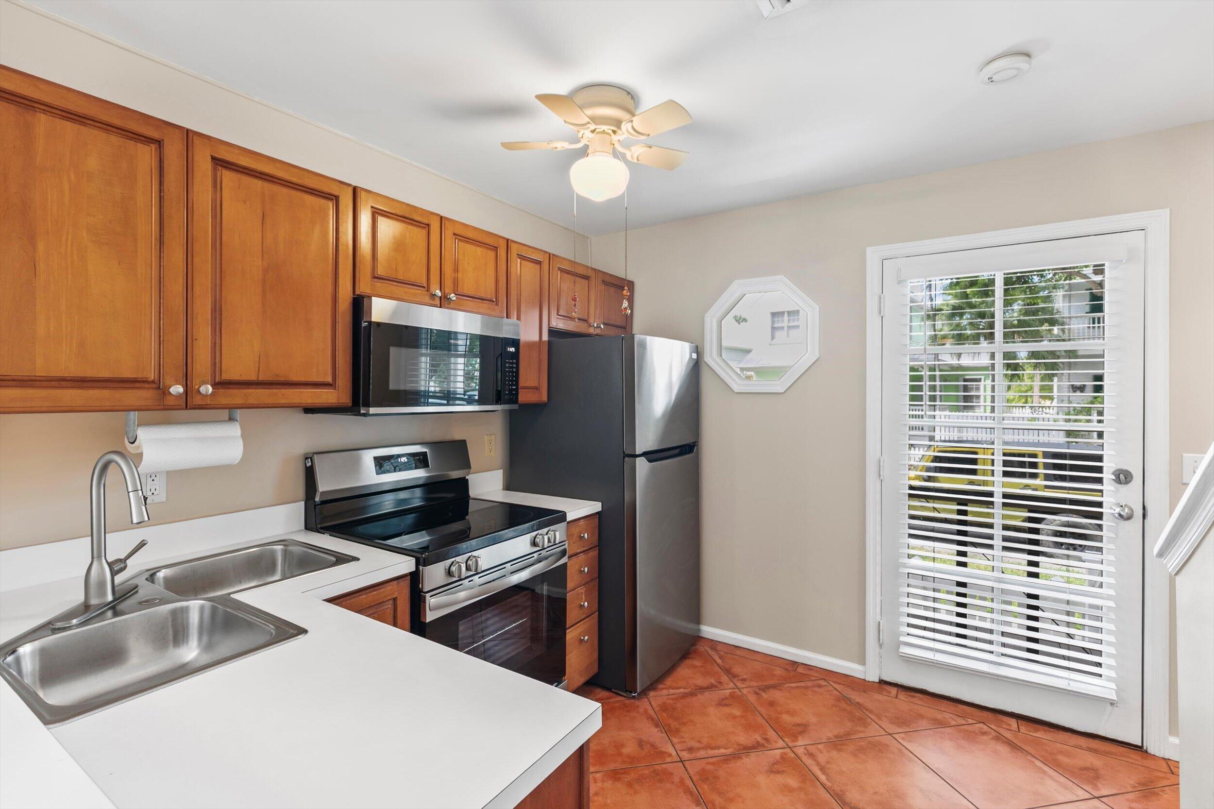 19 Spoonbill Way Property Photo 6