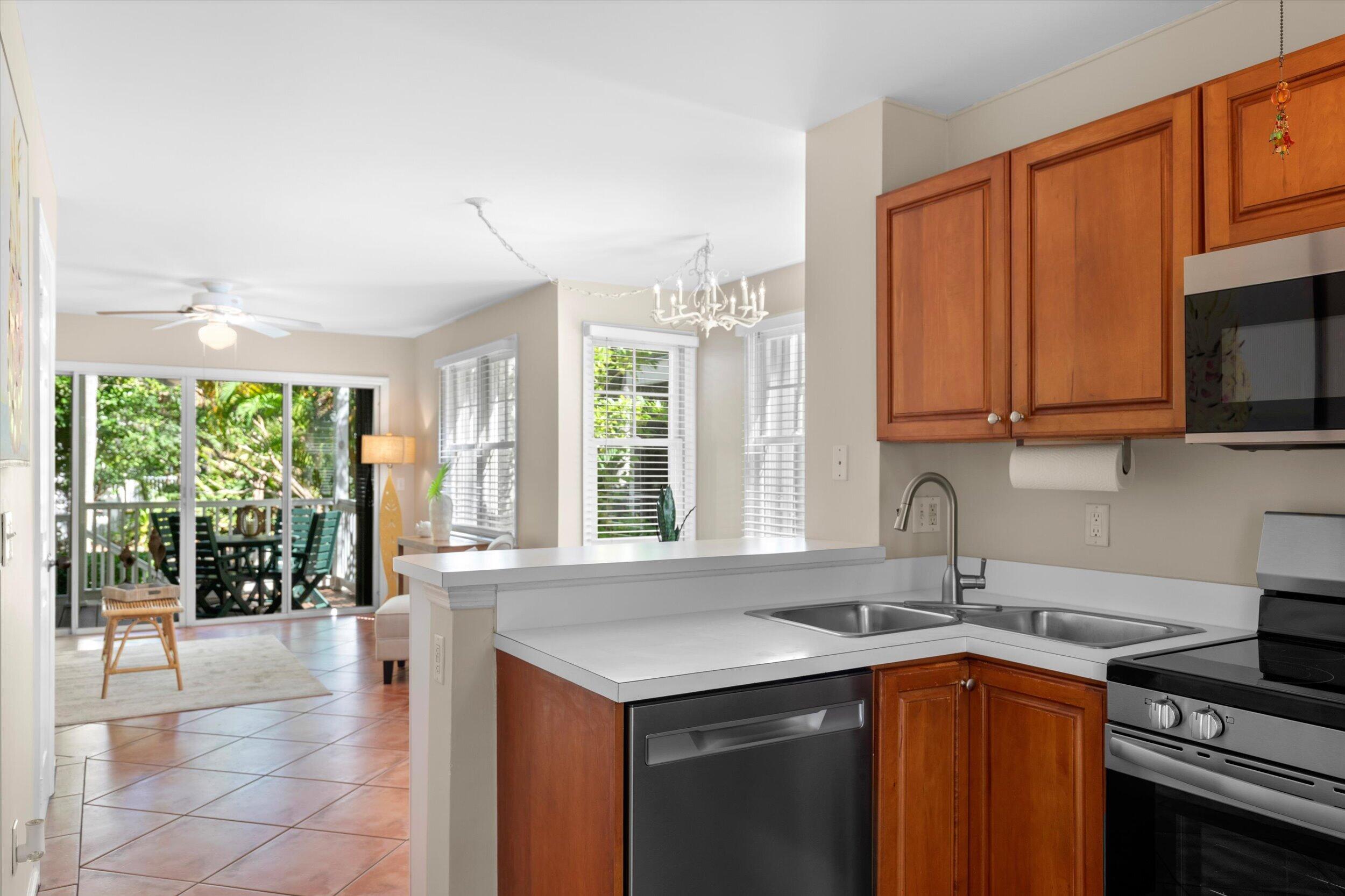 19 Spoonbill Way Property Photo 11