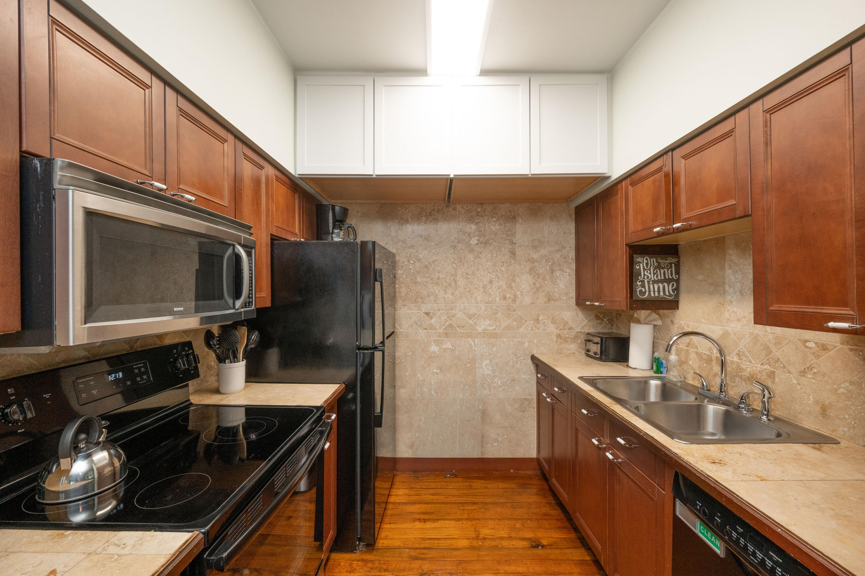 906 Truman Avenue 2 Property Photo 20