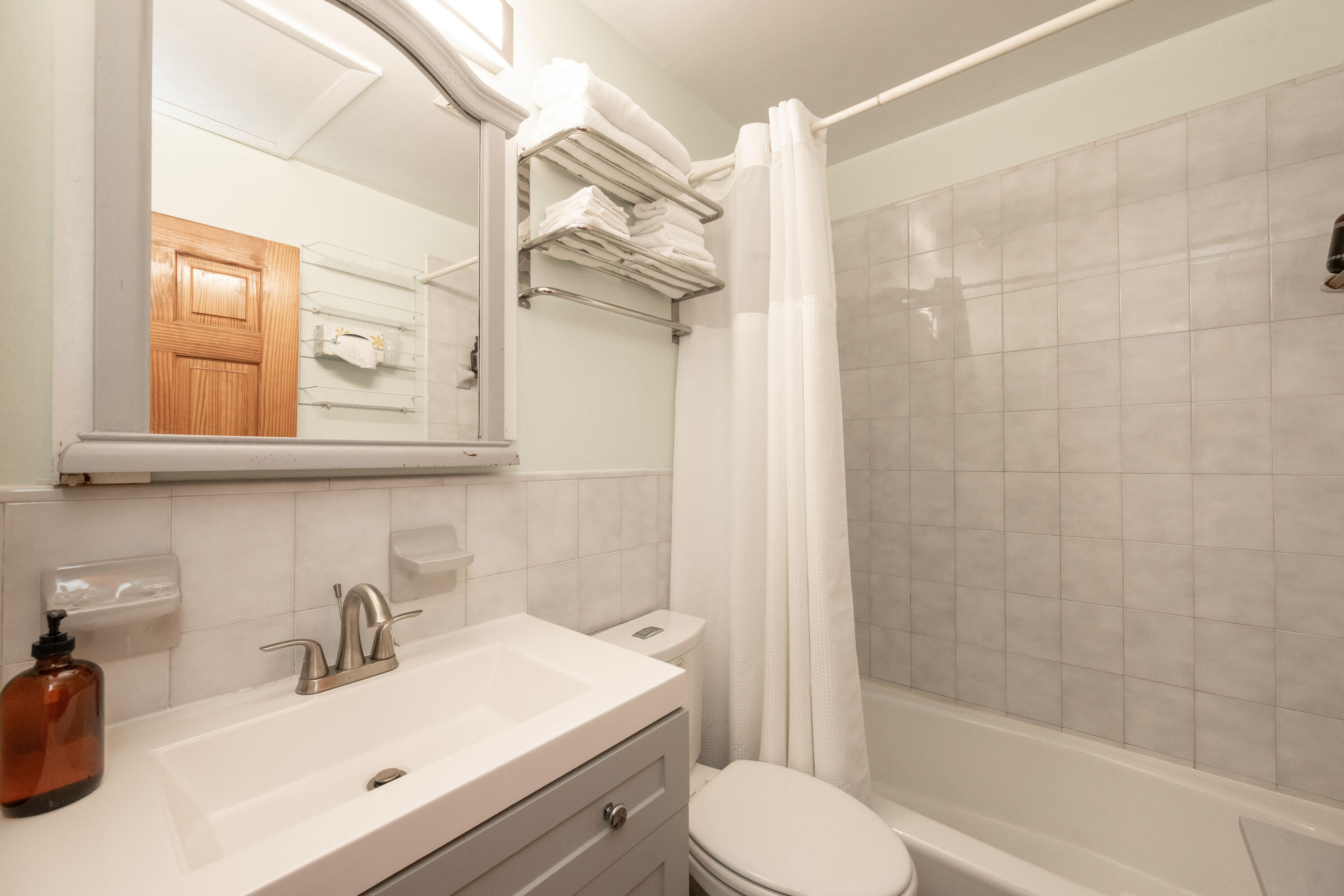 906 Truman Avenue 2 Property Photo 23