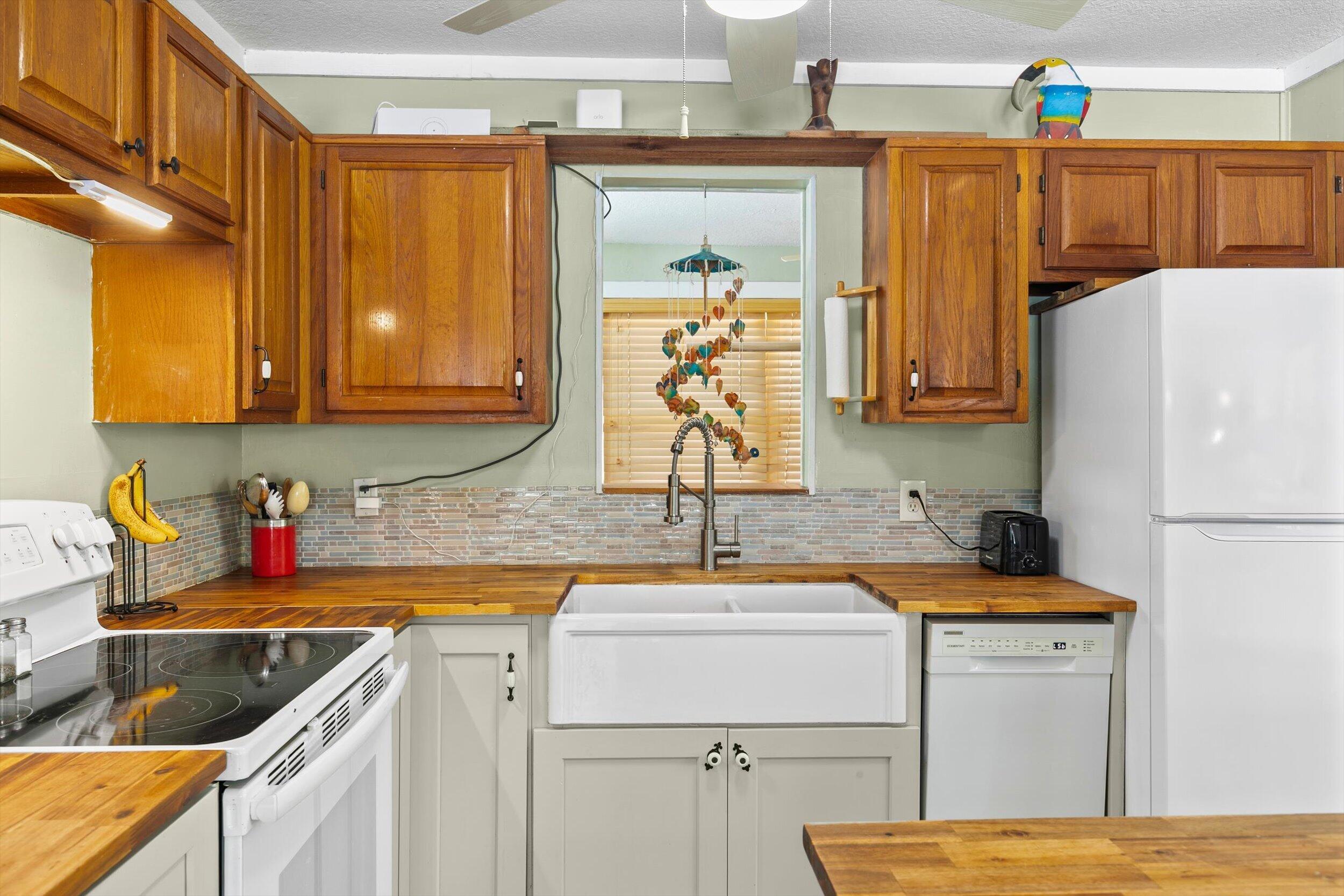29146 Hibiscus Lane Property Photo 10