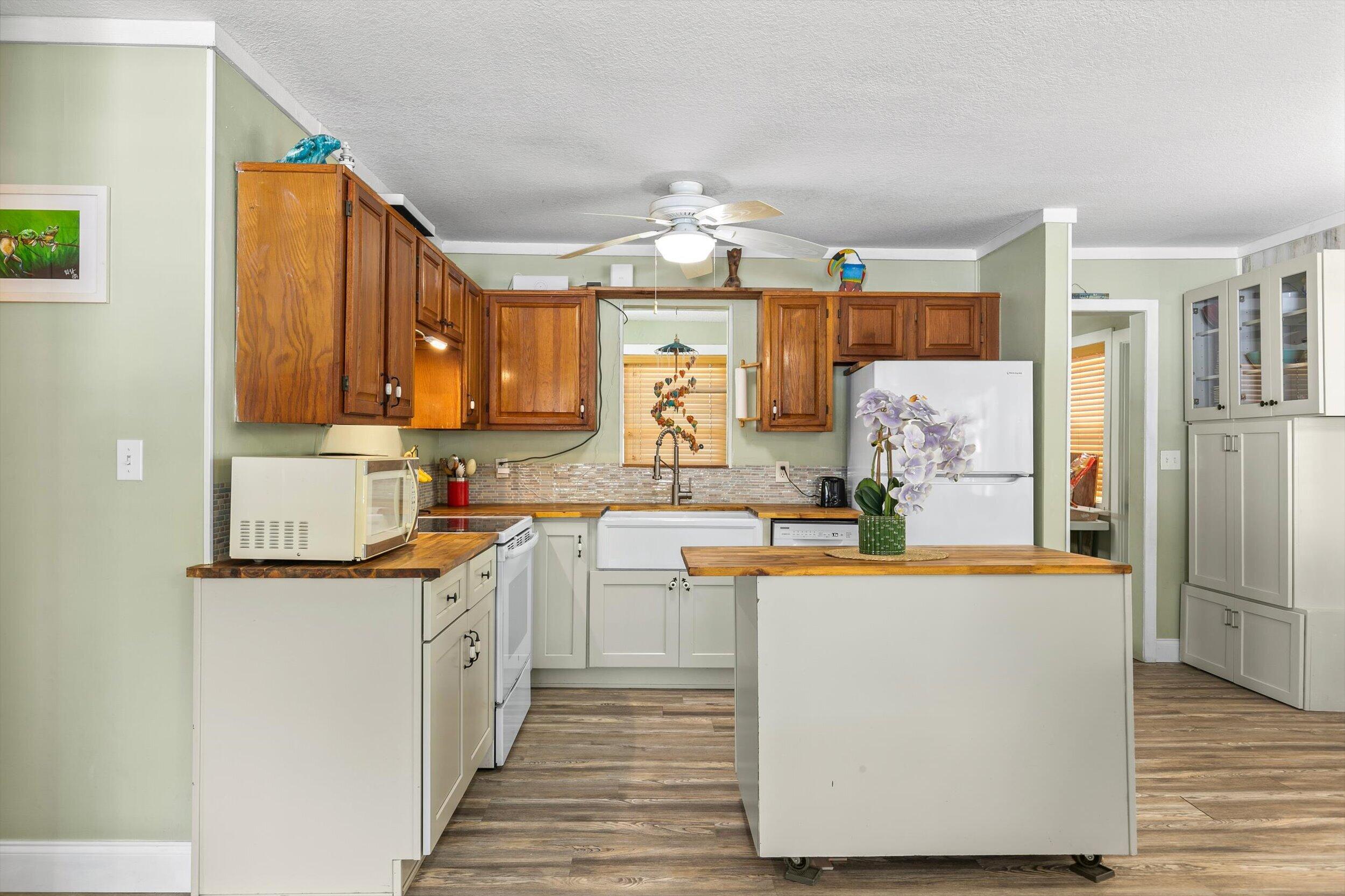 29146 Hibiscus Lane Property Photo 13