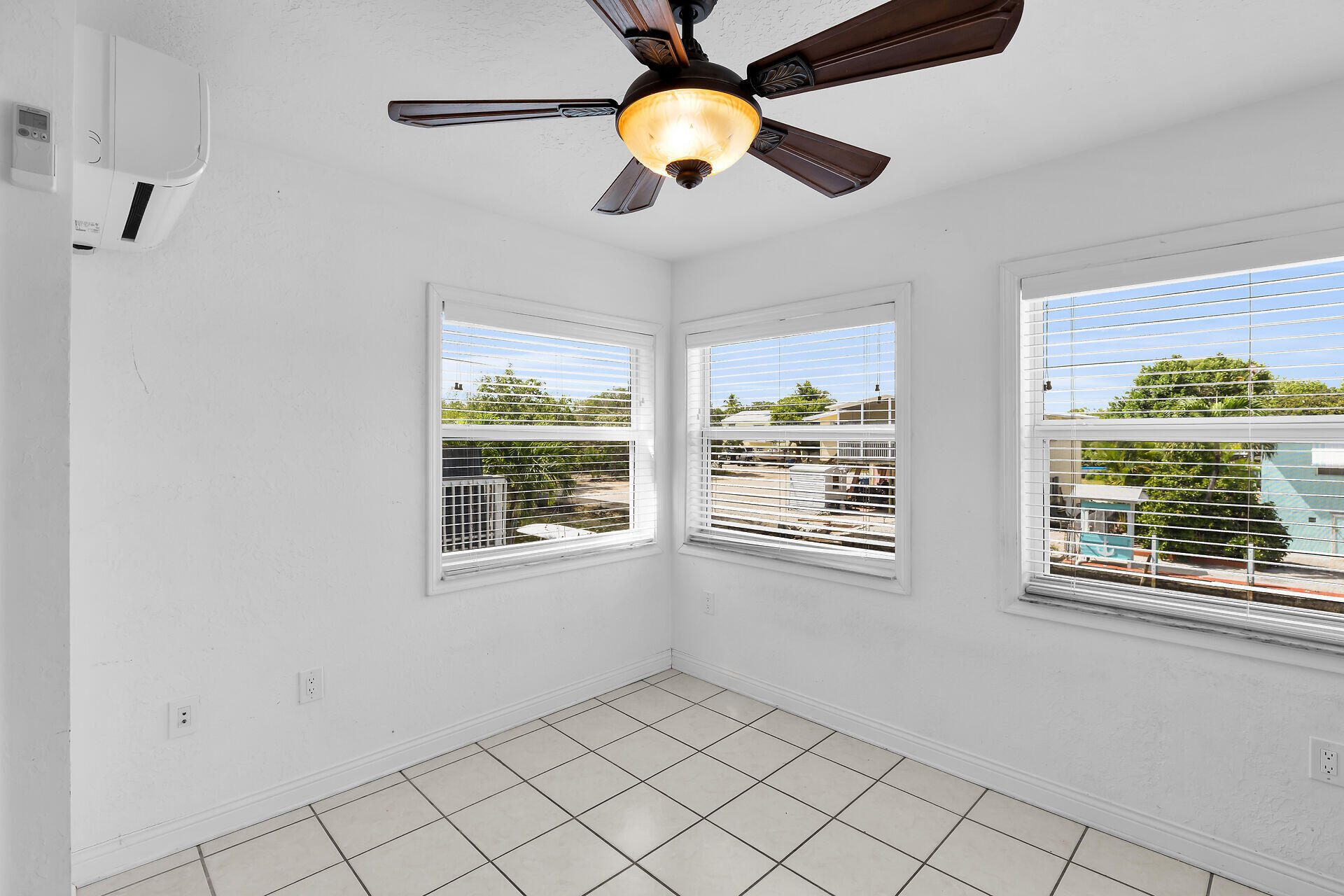 1821 Bittersweet Avenue Property Photo 9