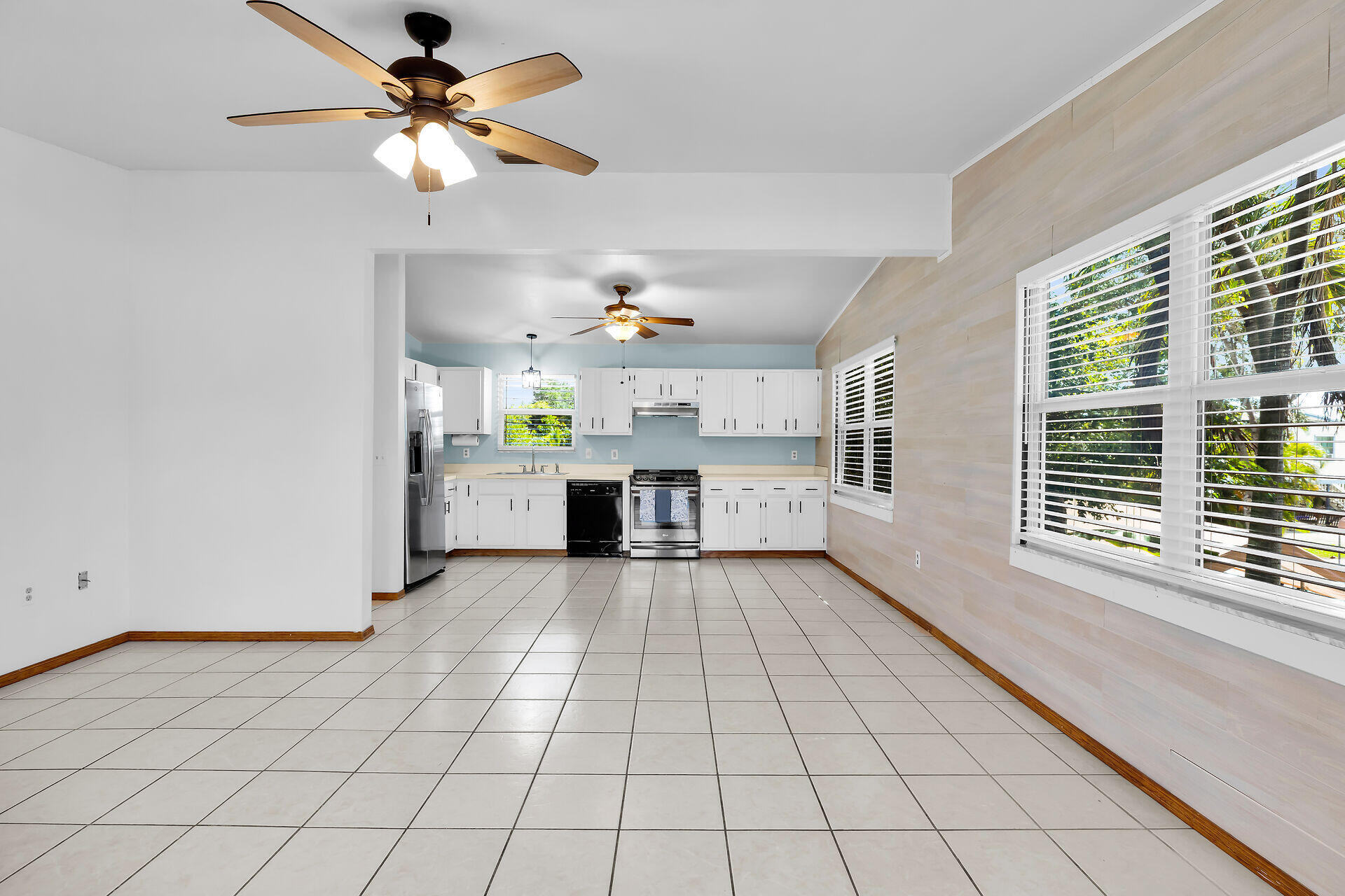 1821 Bittersweet Avenue Property Photo 11