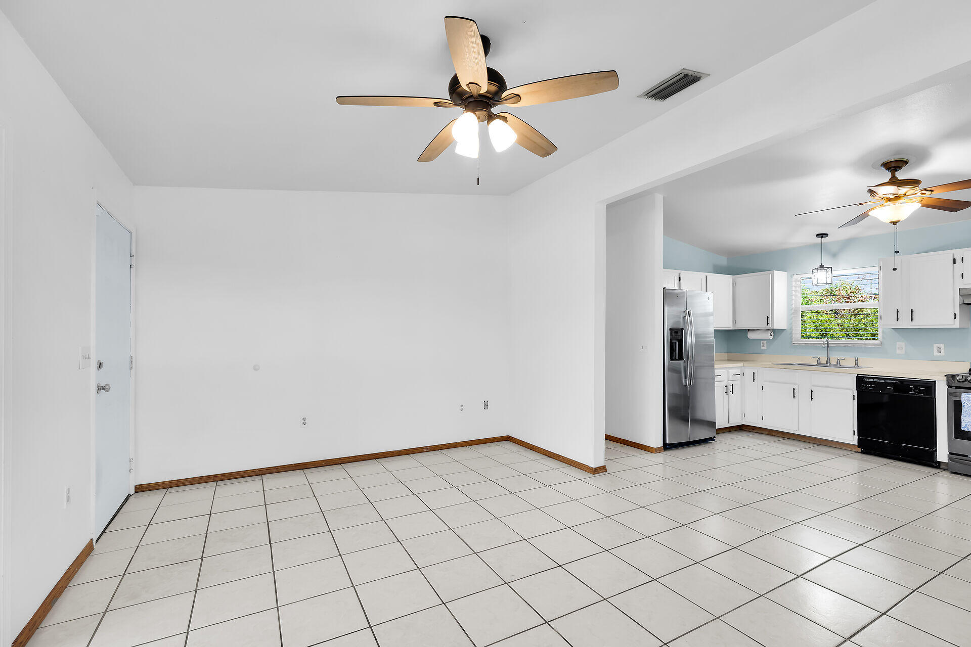 1821 Bittersweet Avenue Property Photo 13