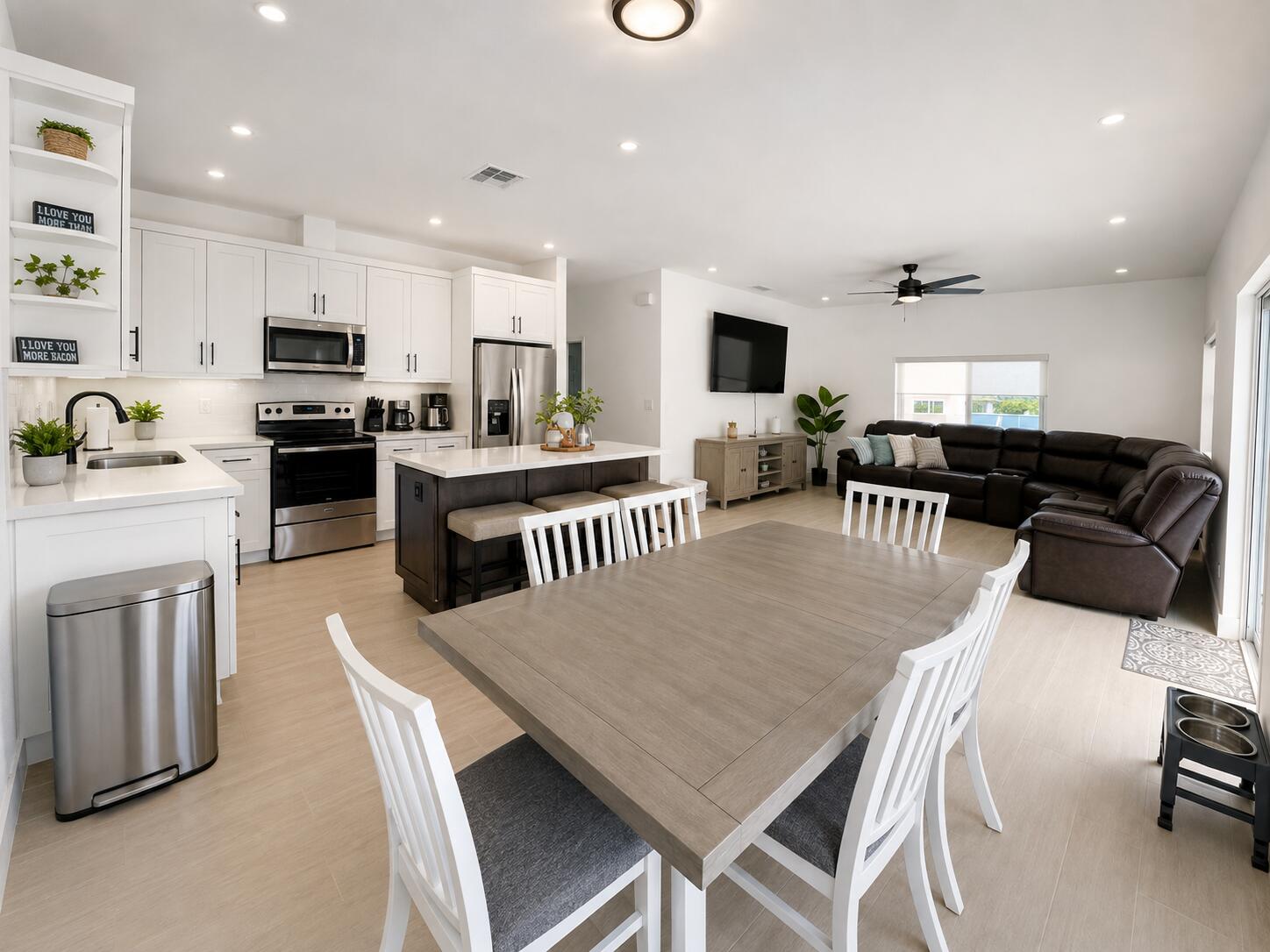 241 Hispanola Road Property Photo 2
