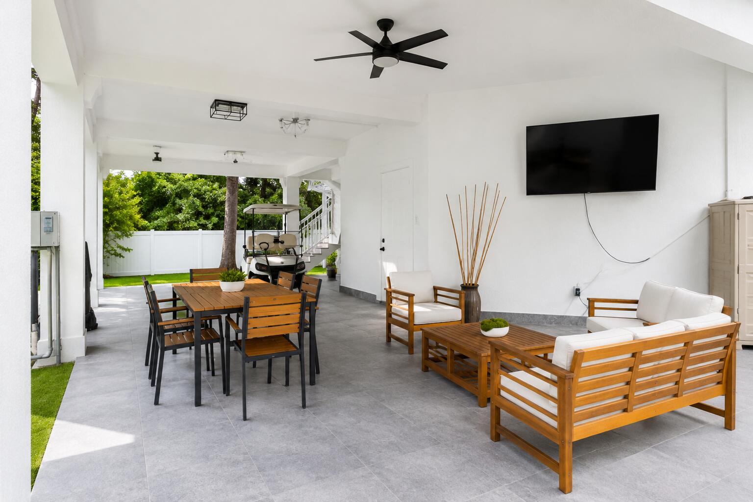 241 Hispanola Road Property Photo 10