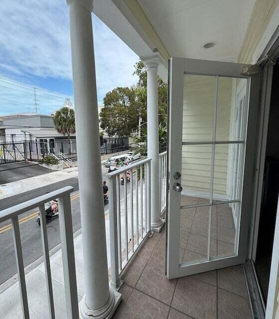 302 Southard Street 212 Property Photo 5