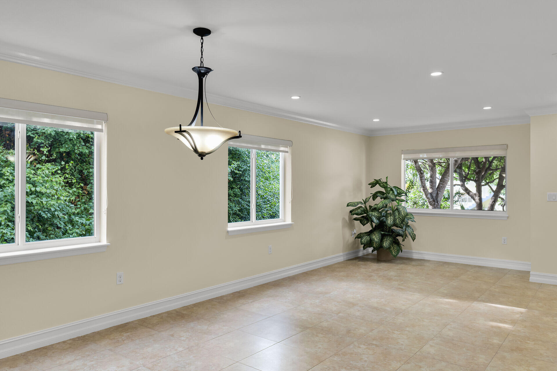 30 Seagate Boulevard Property Photo 12