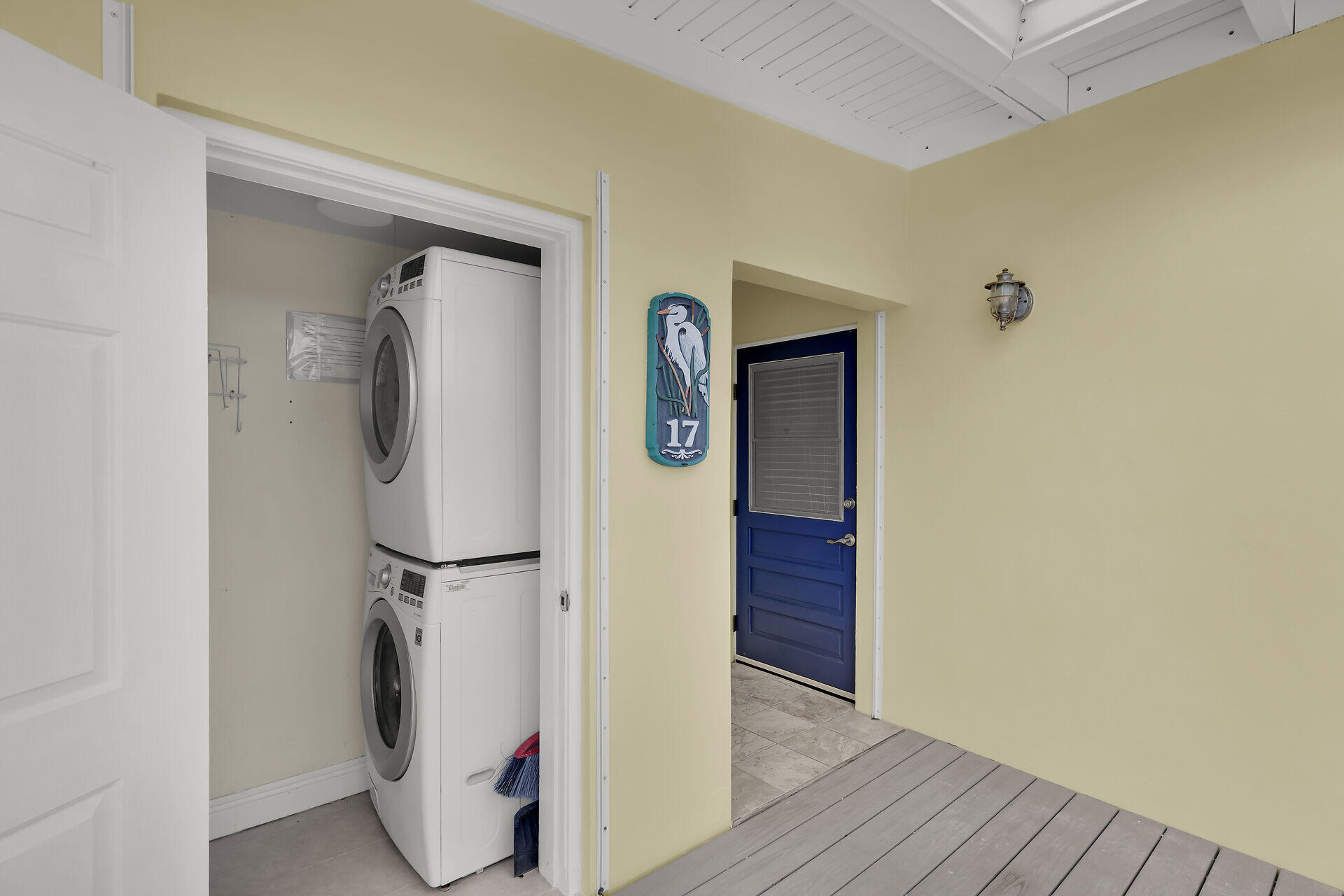 17 Manowar Drive Property Photo 3