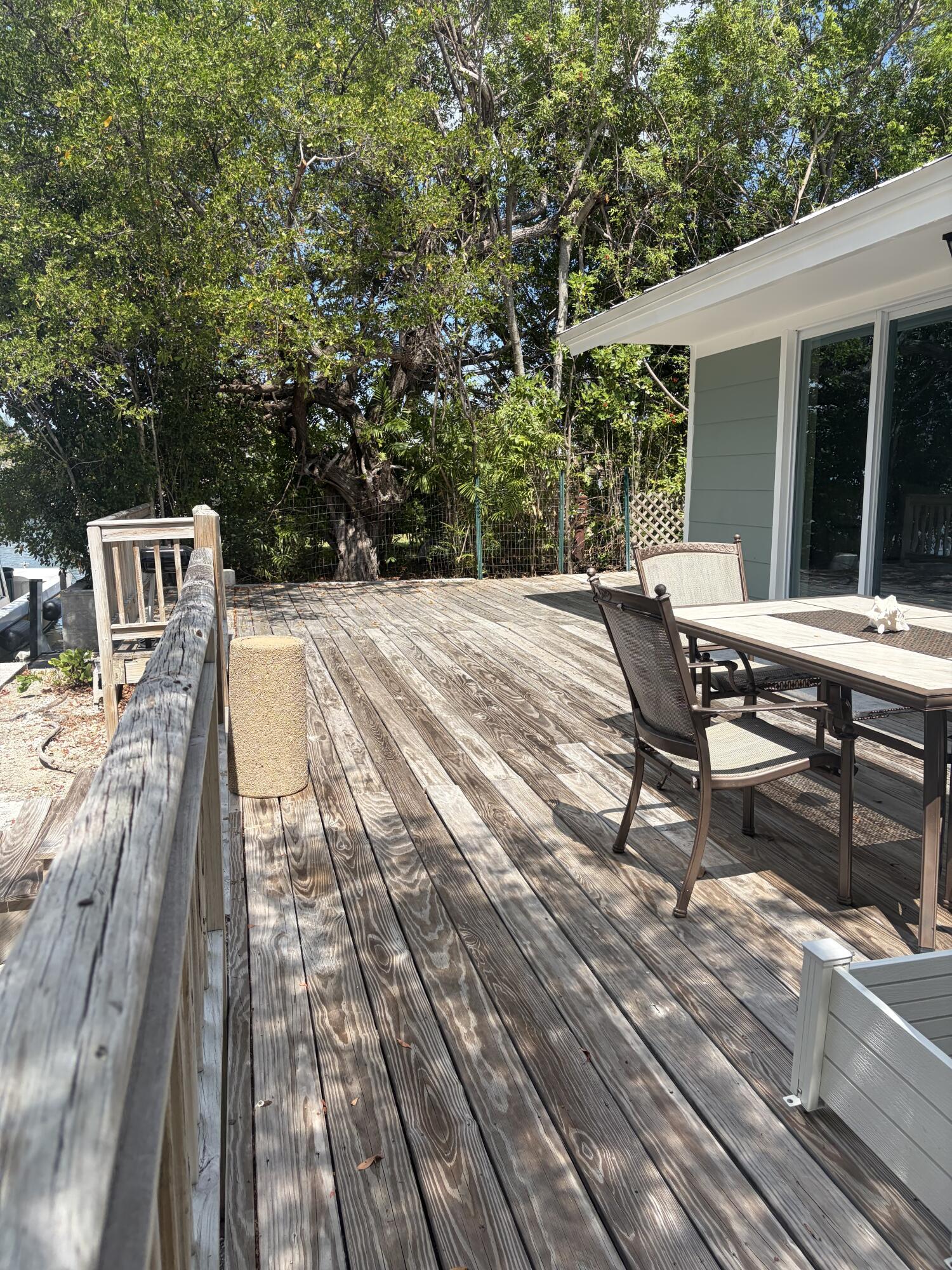 21074 Hamilton Avenue Property Photo 12