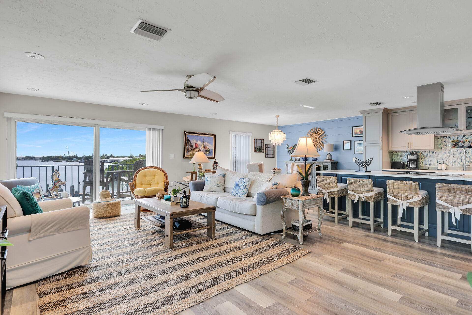 12690 Overseas Highway Apt 34 Property Photo 3