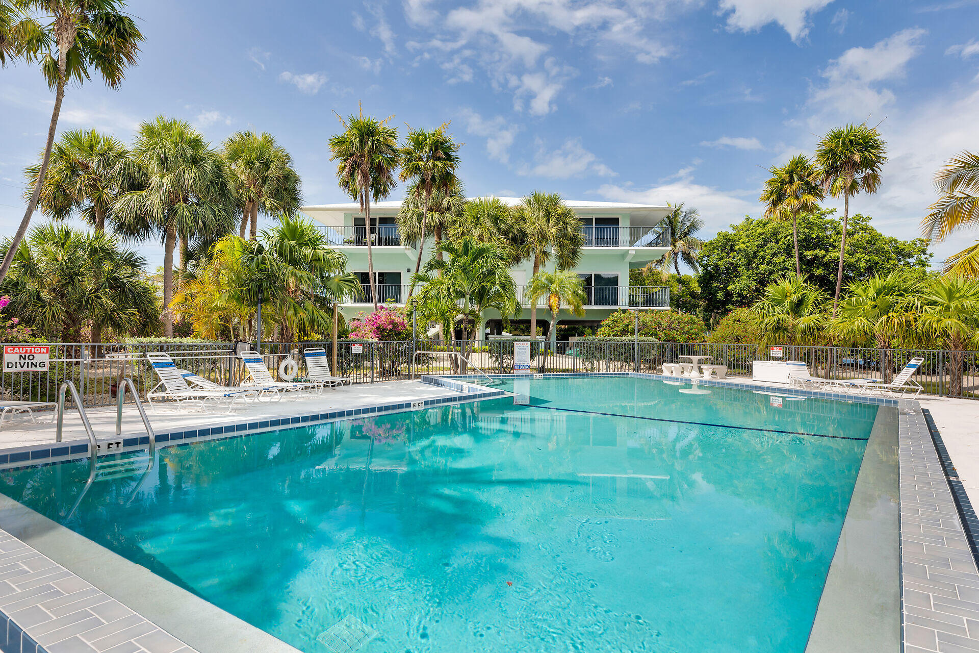 12690 Overseas Highway Apt 34 Property Photo 37