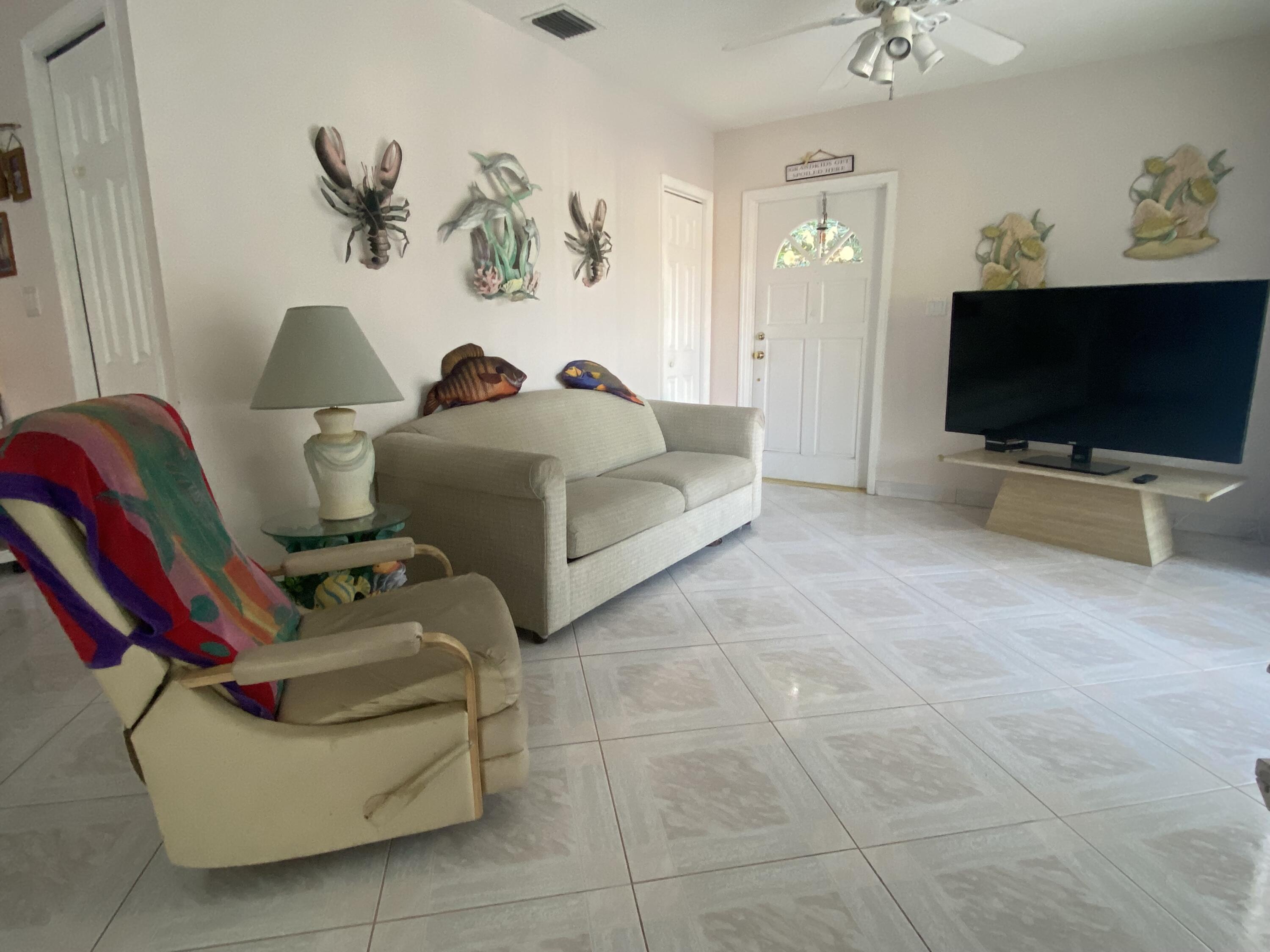 1032 Dove Road Property Photo 2