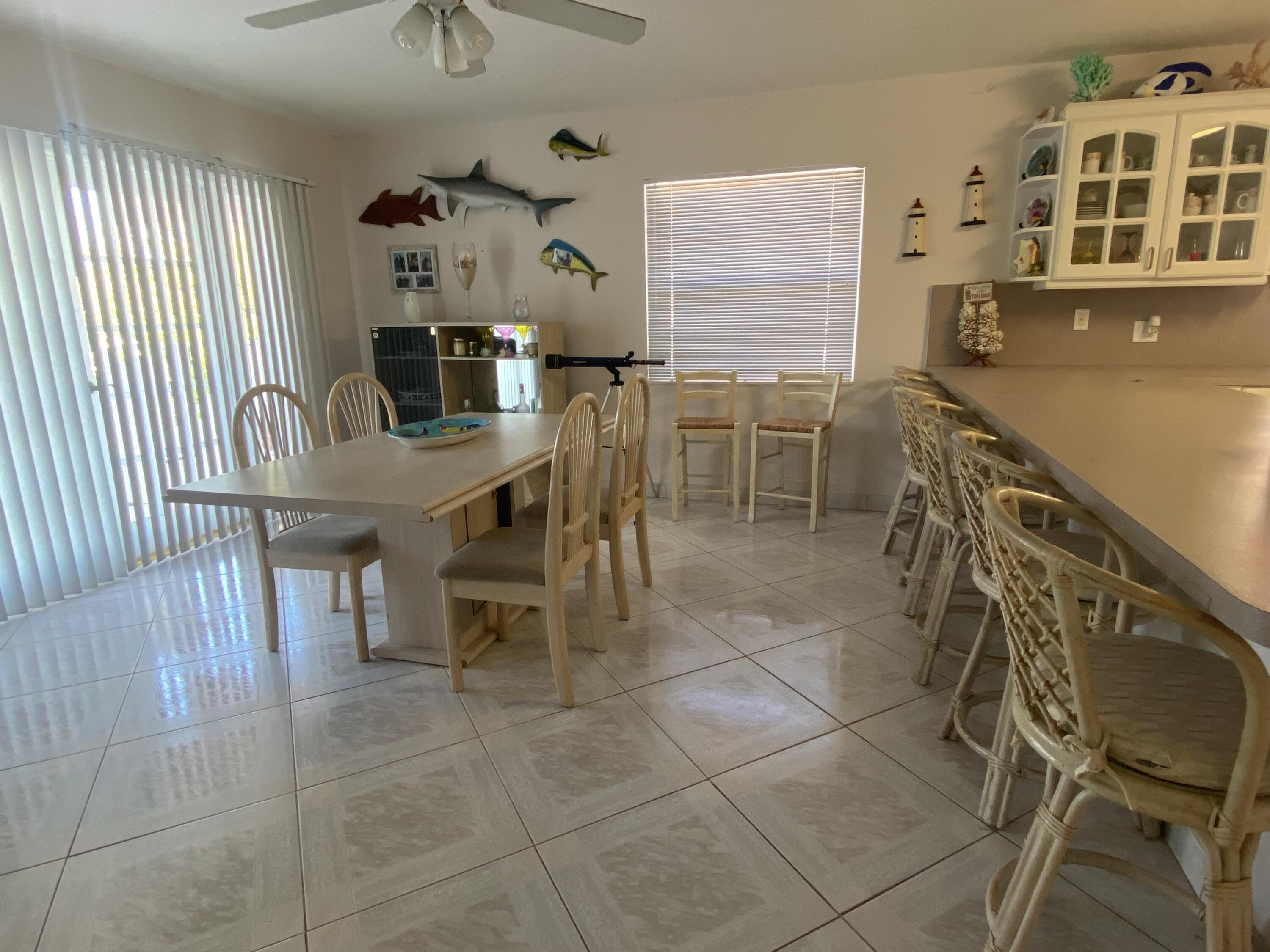 1032 Dove Road Property Photo 3