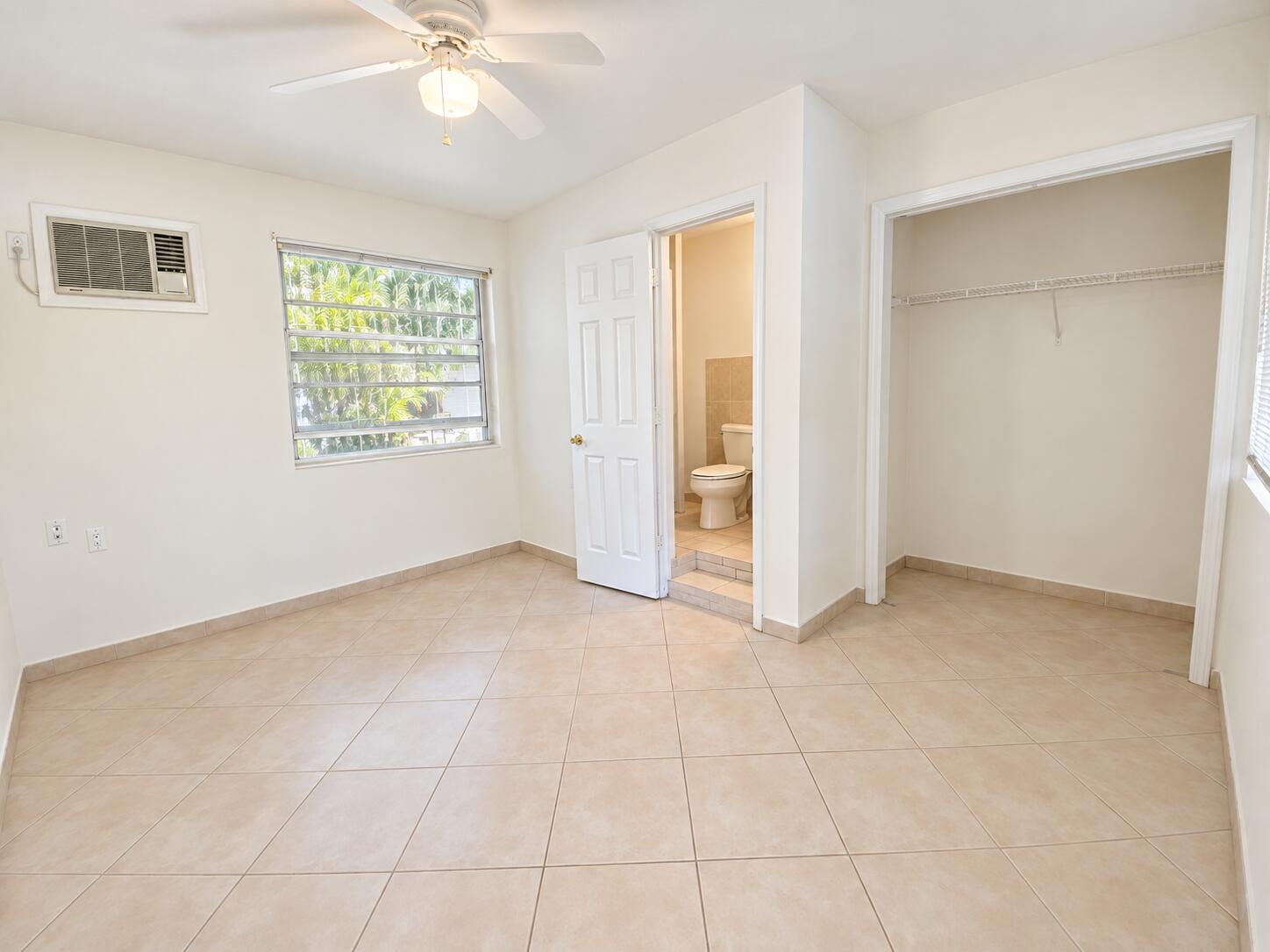 1032 Dove Road Property Photo 13