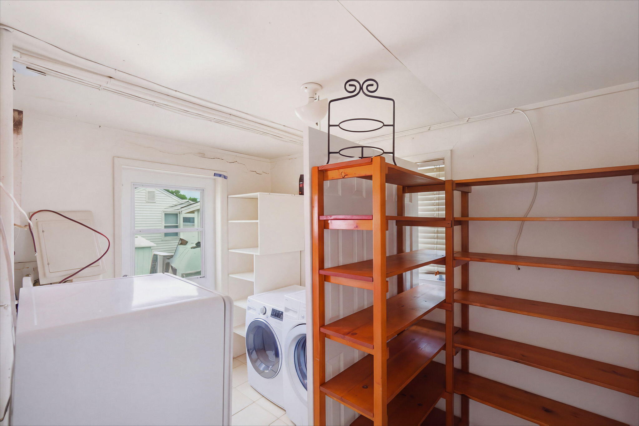 27 N Lake Drive Property Photo 14